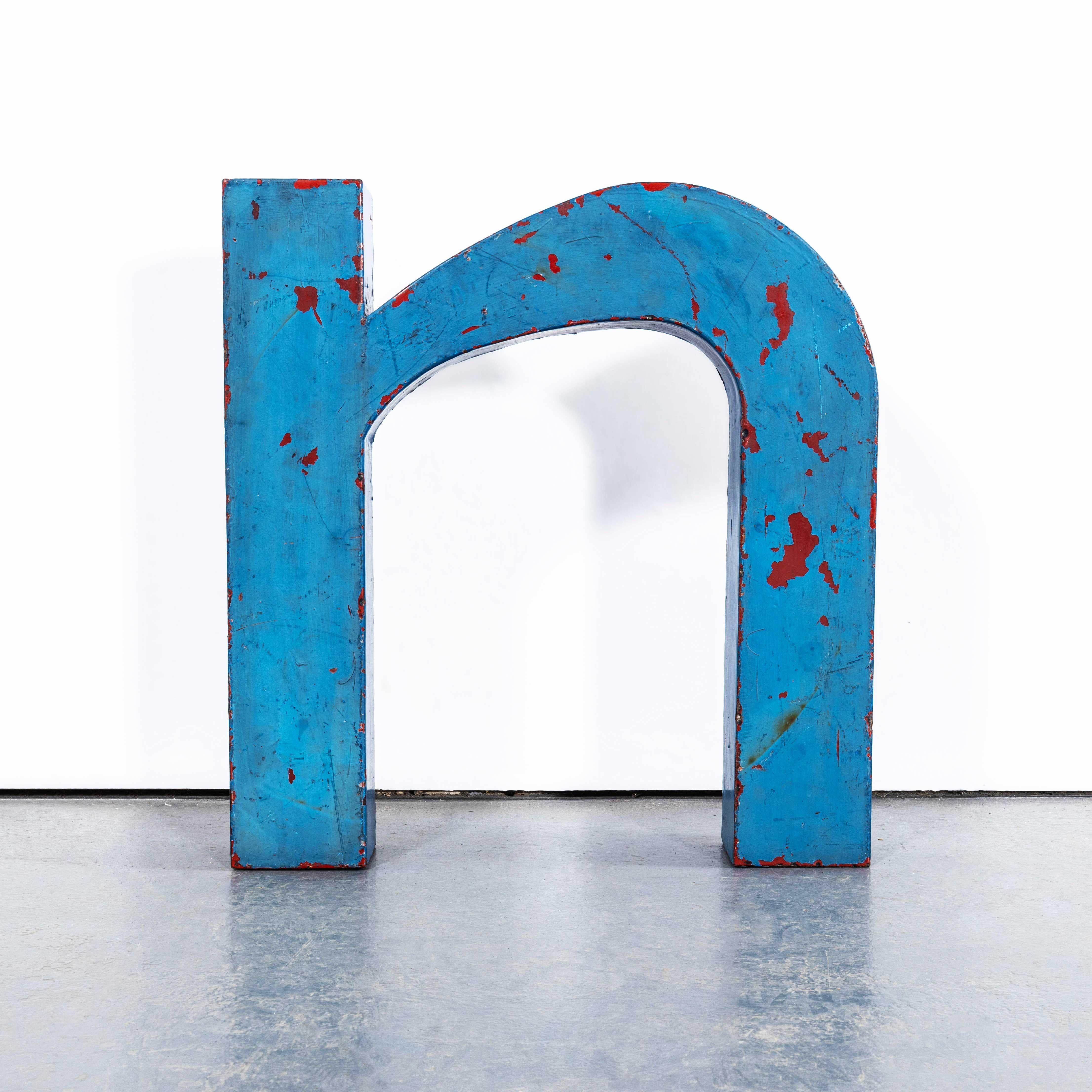 1950's Very Large Heavy Industrial Sign Letter - Blue N. 

Sourced in Belgium these are large heavy steel letters used as external signage. Approximate weight 25kg. Listing is for the one letter as photographed.

Workshop Report:
Our workshop team