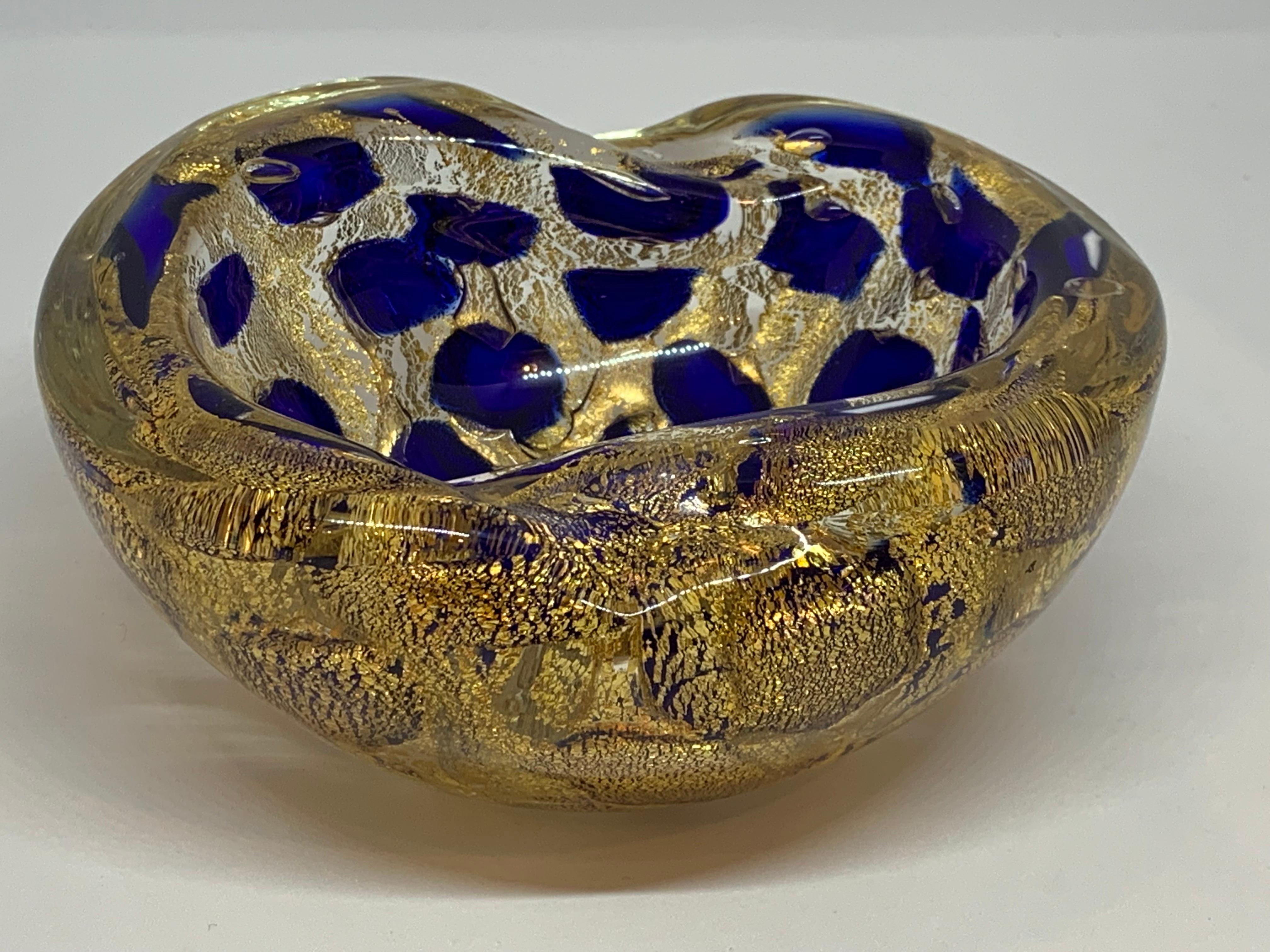 1950s Vibrant Cobalt Blue and Gold Murano Ashtray Bowl by Barovier and Toso 4