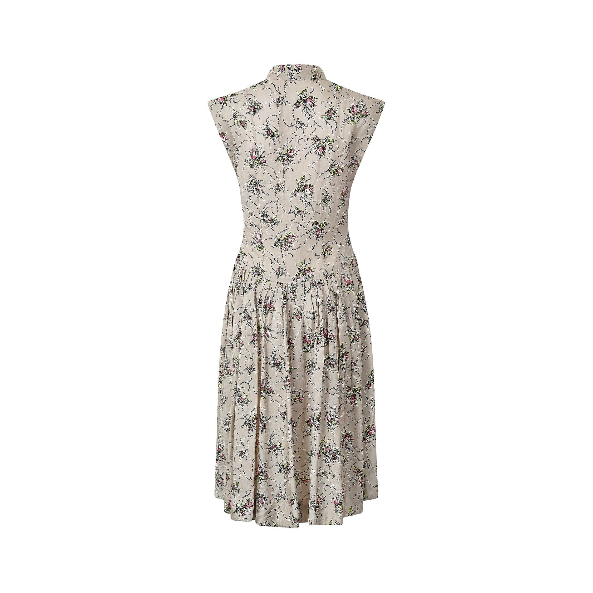 1950s Victor Josselyn Silk Floral Rose Spray Print Dress In Excellent Condition For Sale In London, GB