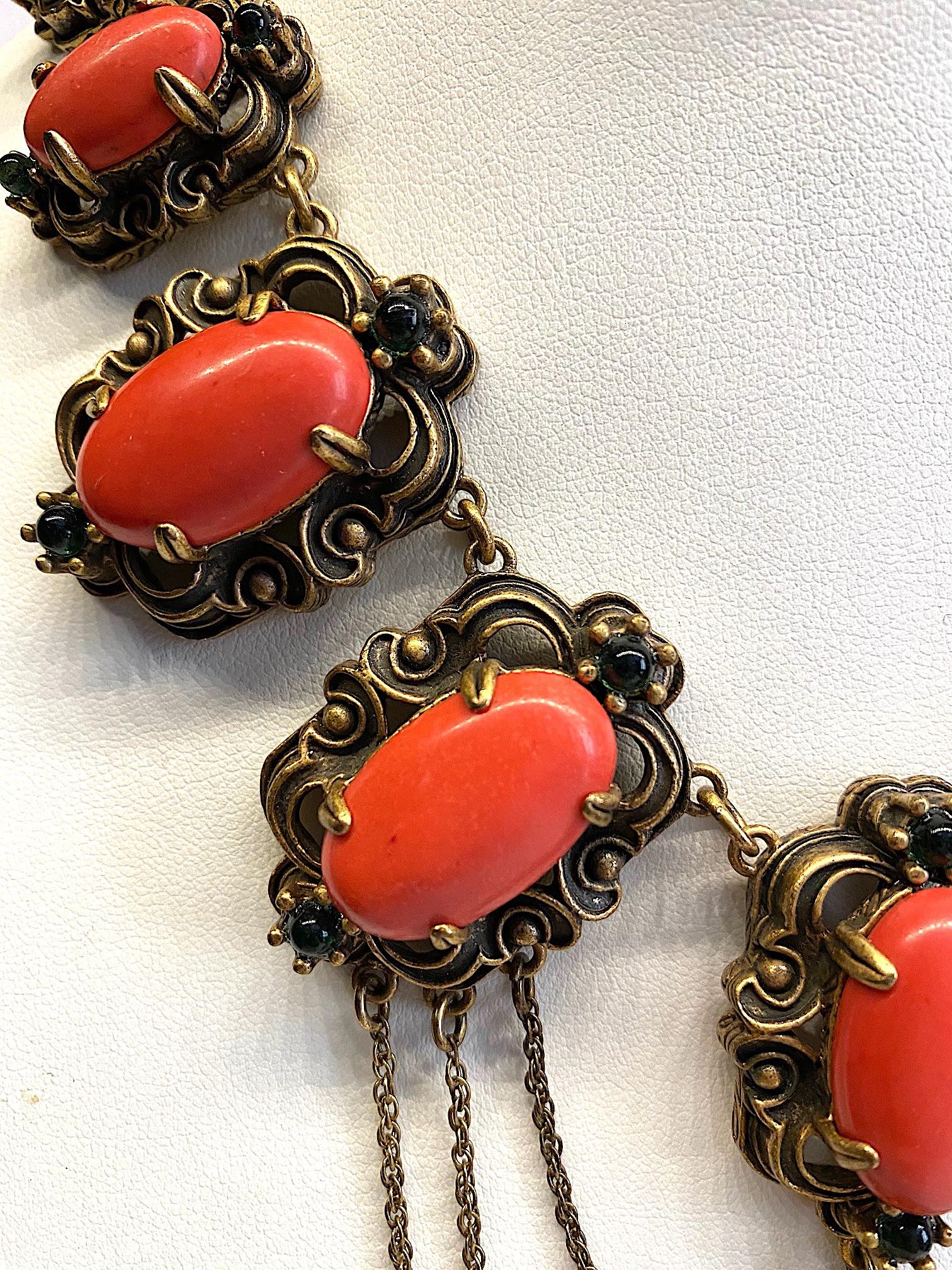 1950s Victorian Revival Necklace with Coral & Green Glass Cabochons  In Good Condition In New York, NY