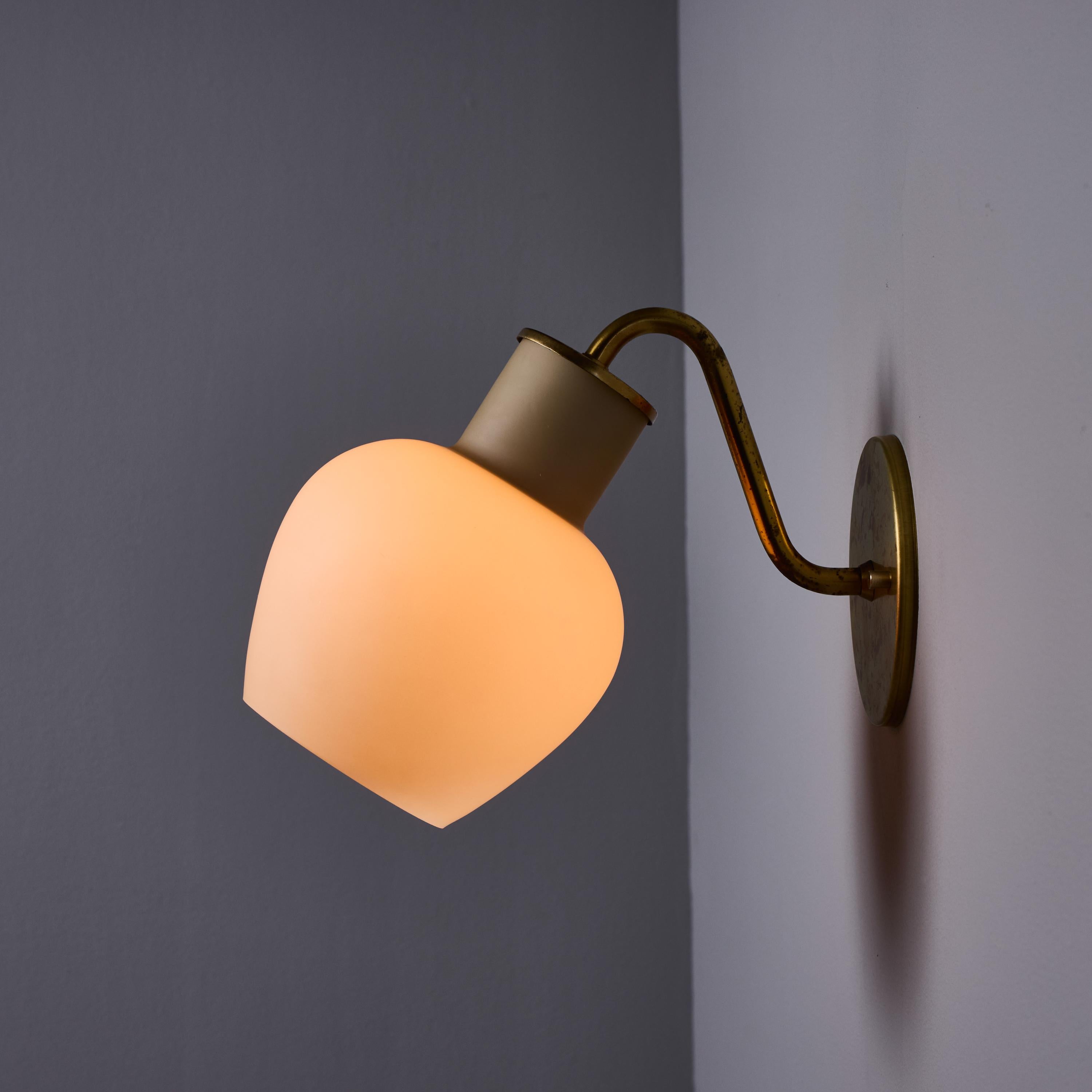 1950 Vilhelm Lauritzen 'Christiansborg', lampade in ottone e vetro per Louis Poulsen in vendita 4