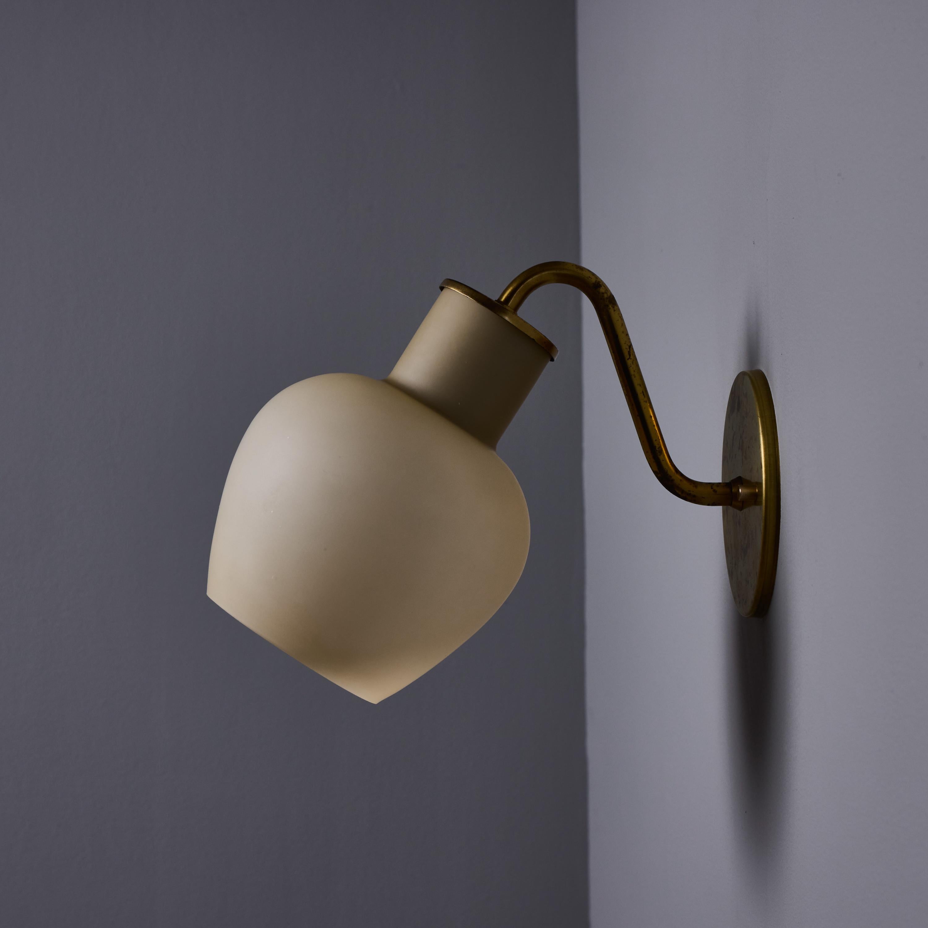 1950 Vilhelm Lauritzen 'Christiansborg', lampade in ottone e vetro per Louis Poulsen in vendita 5