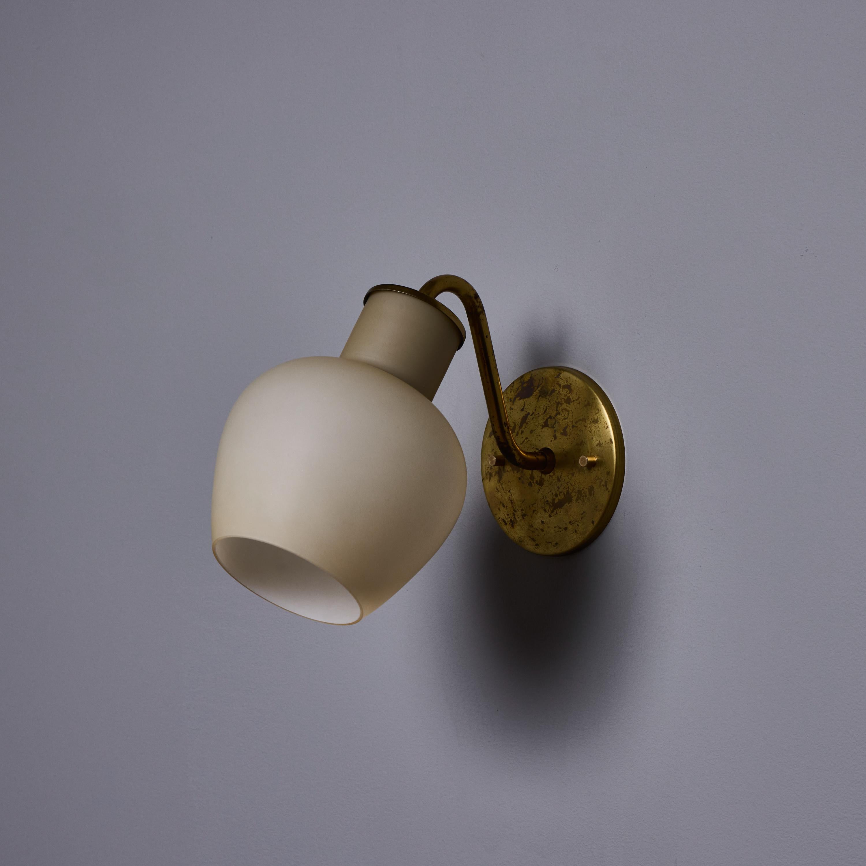 1950 Vilhelm Lauritzen 'Christiansborg', lampade in ottone e vetro per Louis Poulsen In condizioni ottime in vendita a Glendale, CA