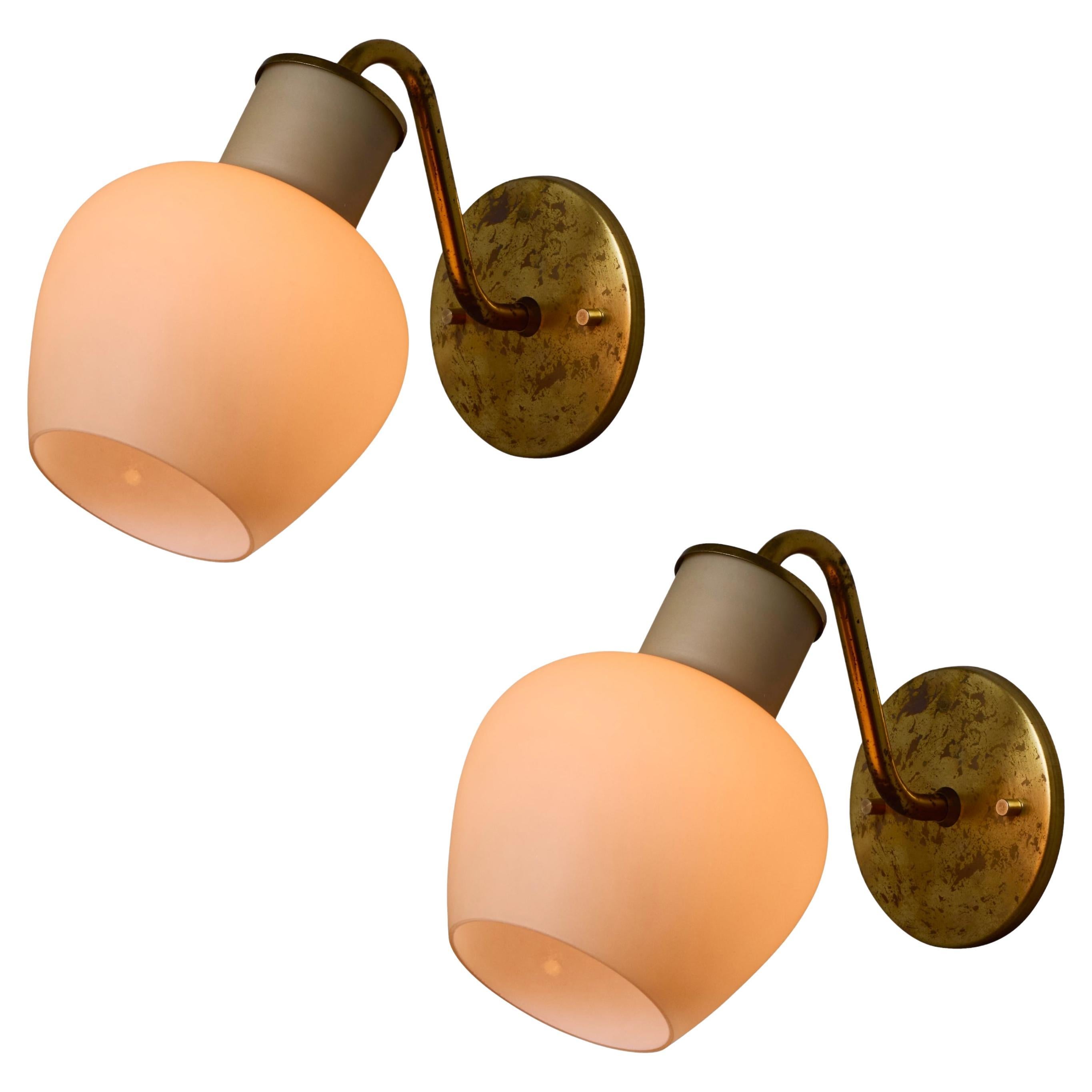 1950 Vilhelm Lauritzen 'Christiansborg', lampade in ottone e vetro per Louis Poulsen