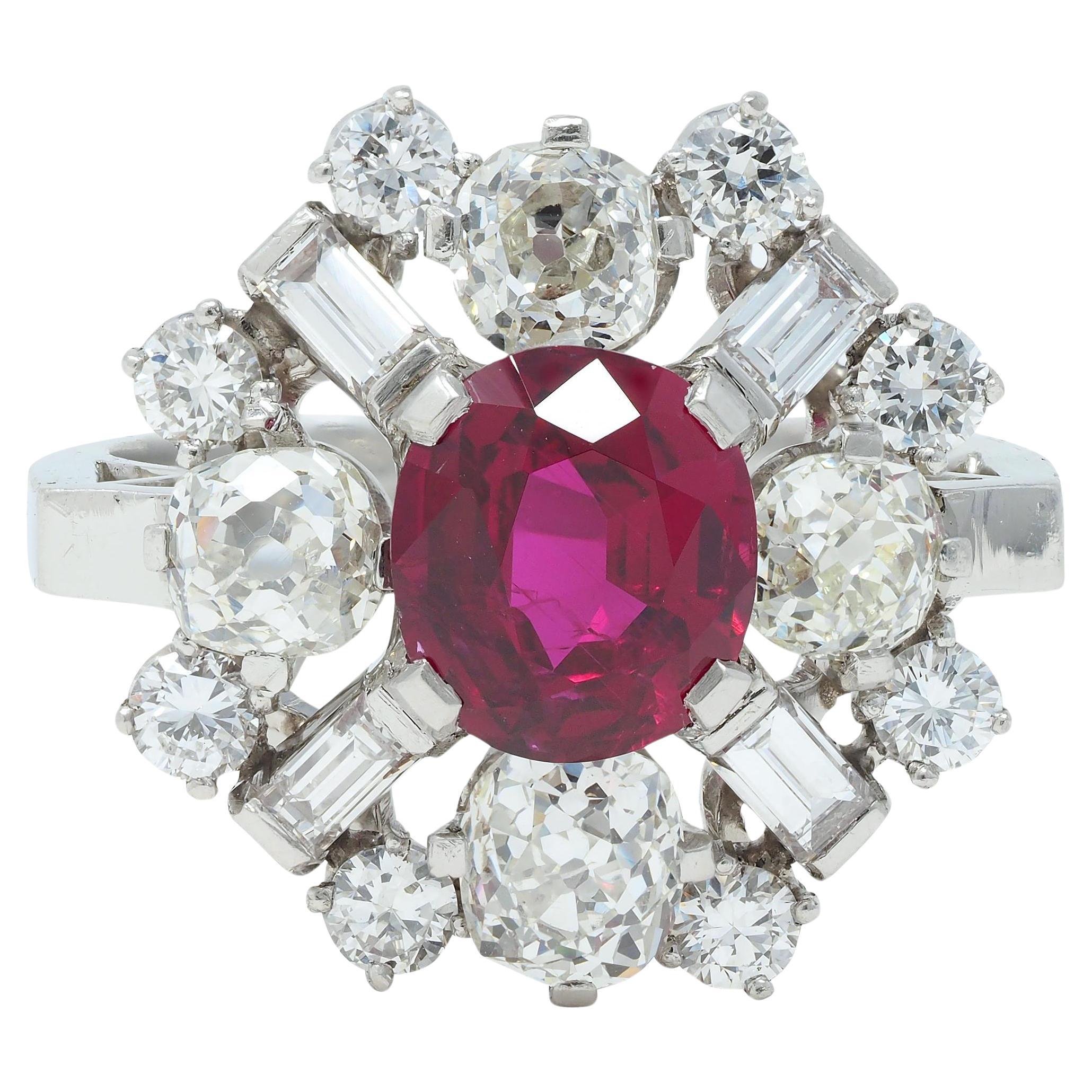 1950's Vintage 4,53 CTW Thai Rubin Diamant Platin Burst Cluster Ring GIA im Angebot