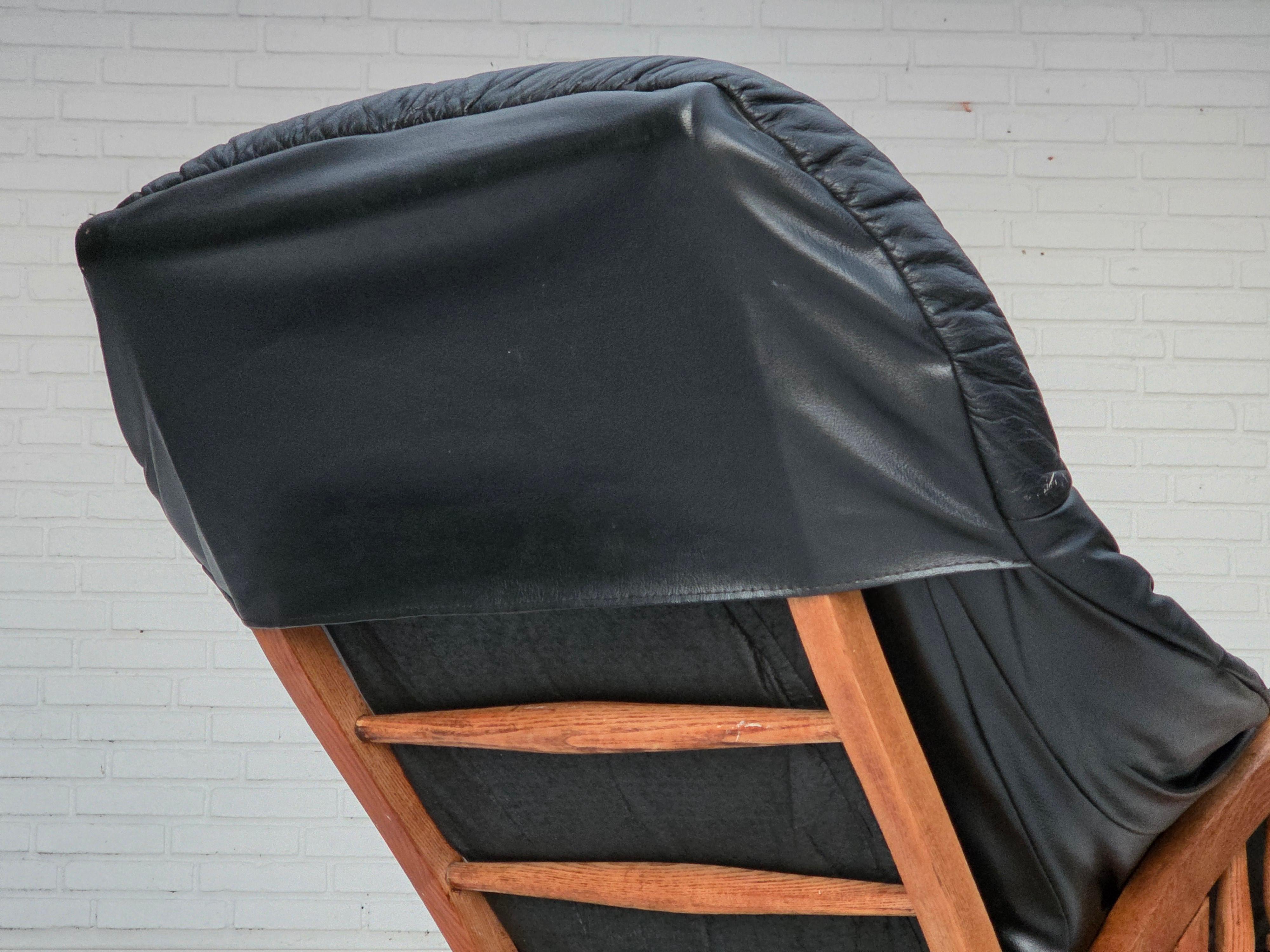 1950er Jahre, verstellbarer Vintage-Sessel, schwarzes Leder, Eschenholz. im Angebot 5