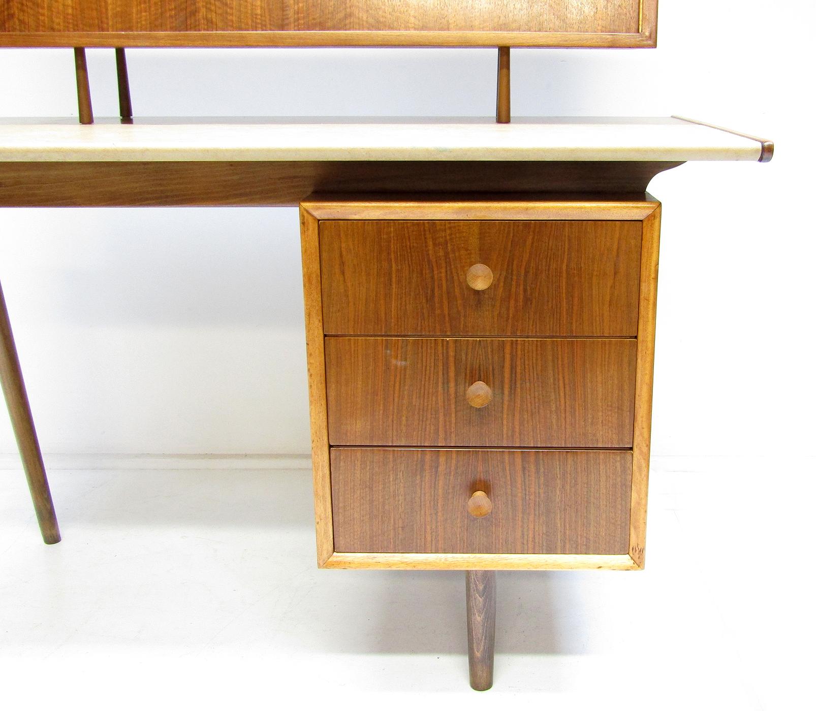 1950s Vintage Atomic Desk in Walnut with Floating Cabinet & Lamp 2