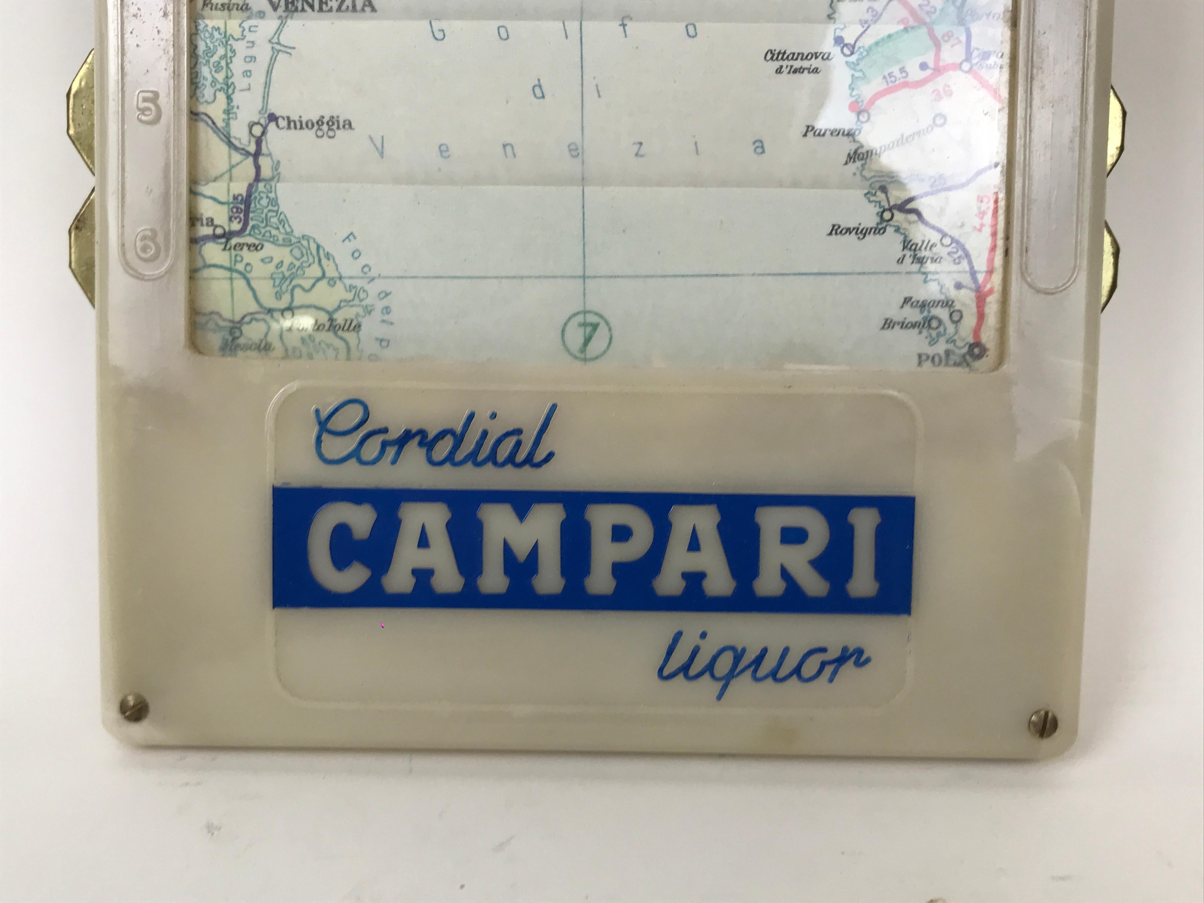 1950s Vintage Automatic Map of Italy Advertising Gift by Davide Campari Company In Good Condition For Sale In Milan, IT