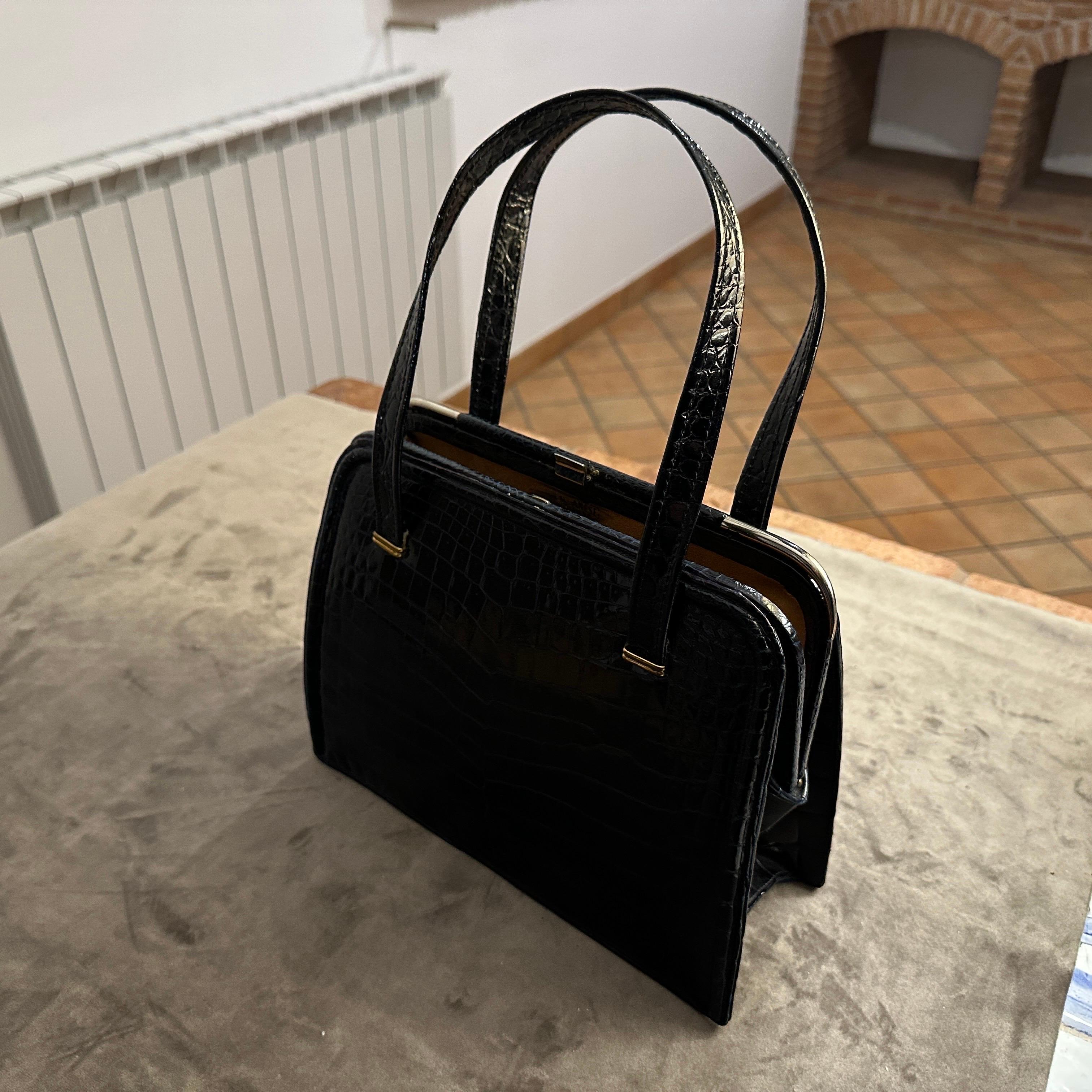 1950er Jahre Vintage Schwarzes Leder und Messing Italienisch Top Handle Bag von Albanese Milano im Angebot 8