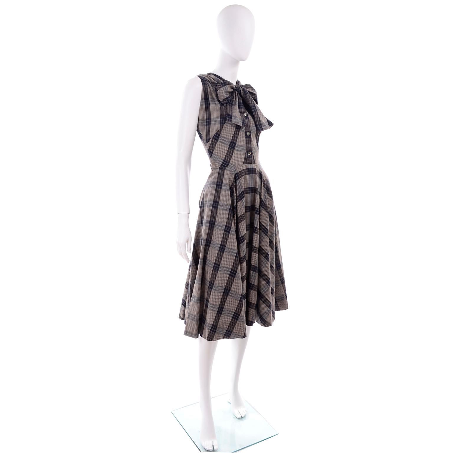 1950s Vintage Black & Sand Plaid Dress Attributed to Claire McCardell  In Excellent Condition In Portland, OR