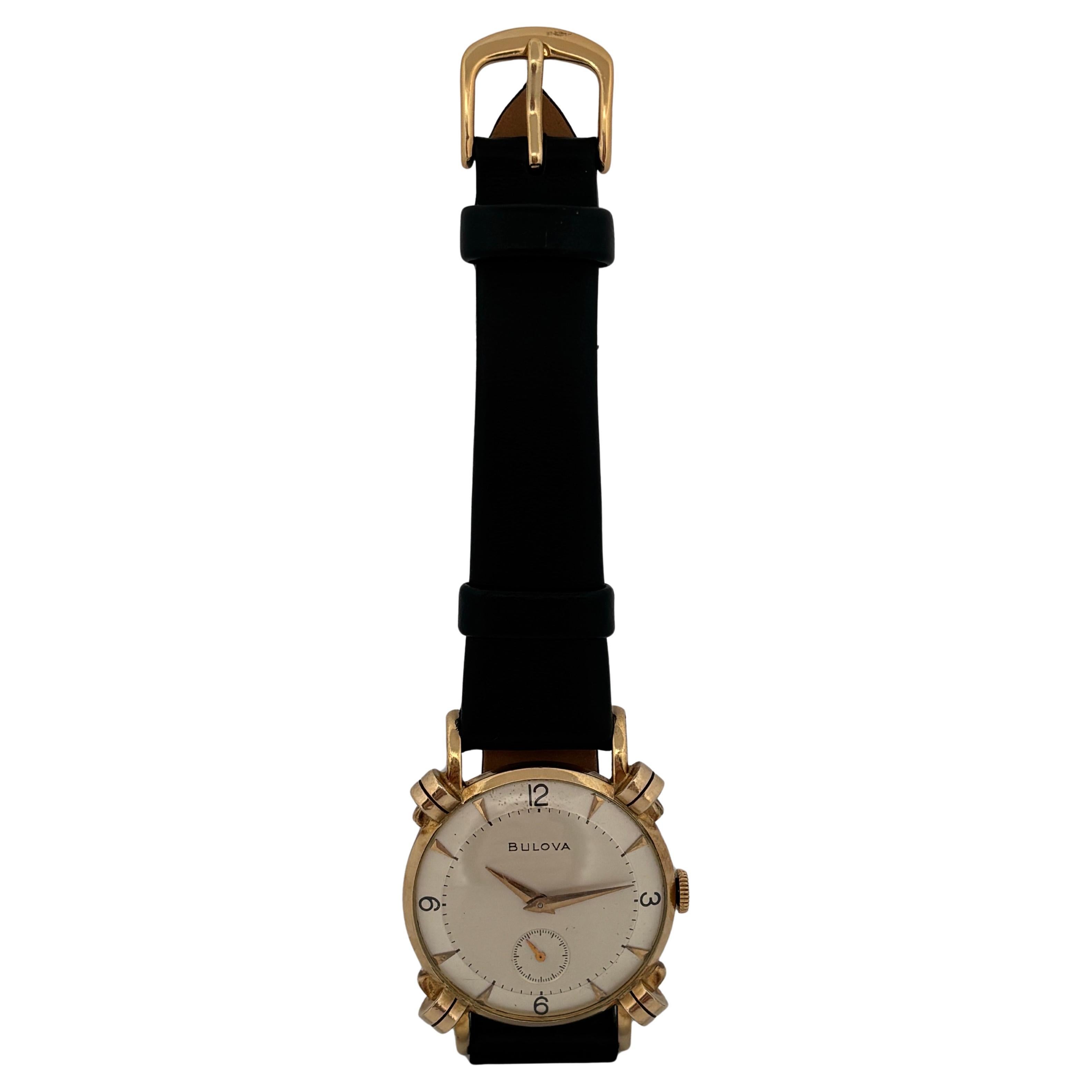 1950’s Vintage Bulova Scrolling Lugs Gold Plate Sub Second Manual Wind Watch In Good Condition For Sale In Sewickley, PA