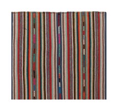 Tappeto Chaput Kilim vintage del 1950 con motivi a strisce, Multicolore di Rug & Kilim