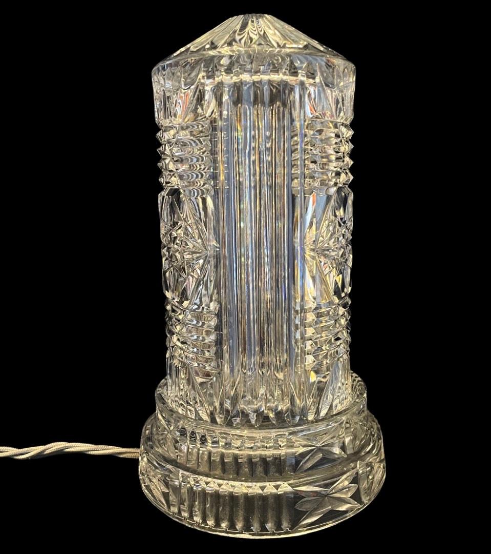 1950's Vintage Cut Crystal Tower Table Lamp In Excellent Condition For Sale In London, GB