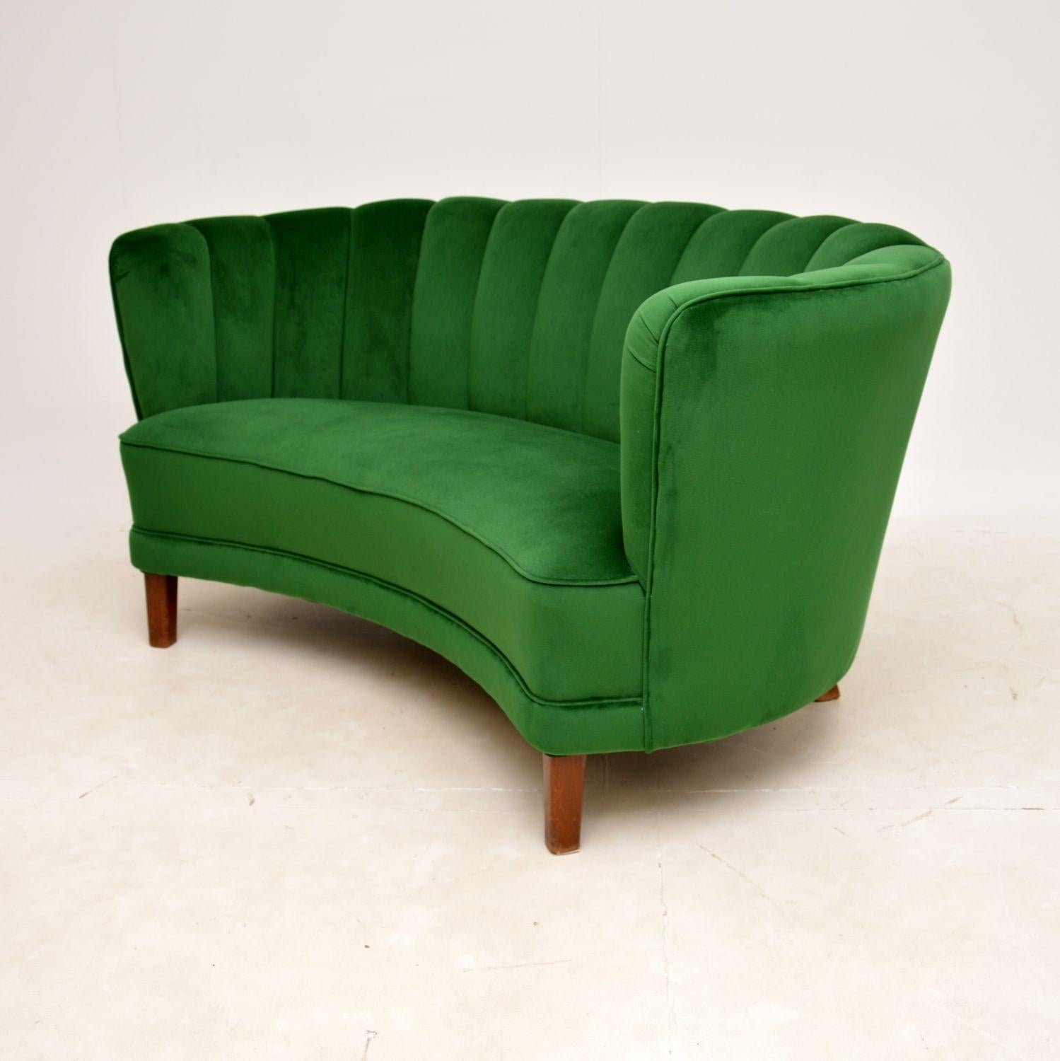 Mid-20th Century 1950s Vintage Danish Cocktail Sofa For Sale