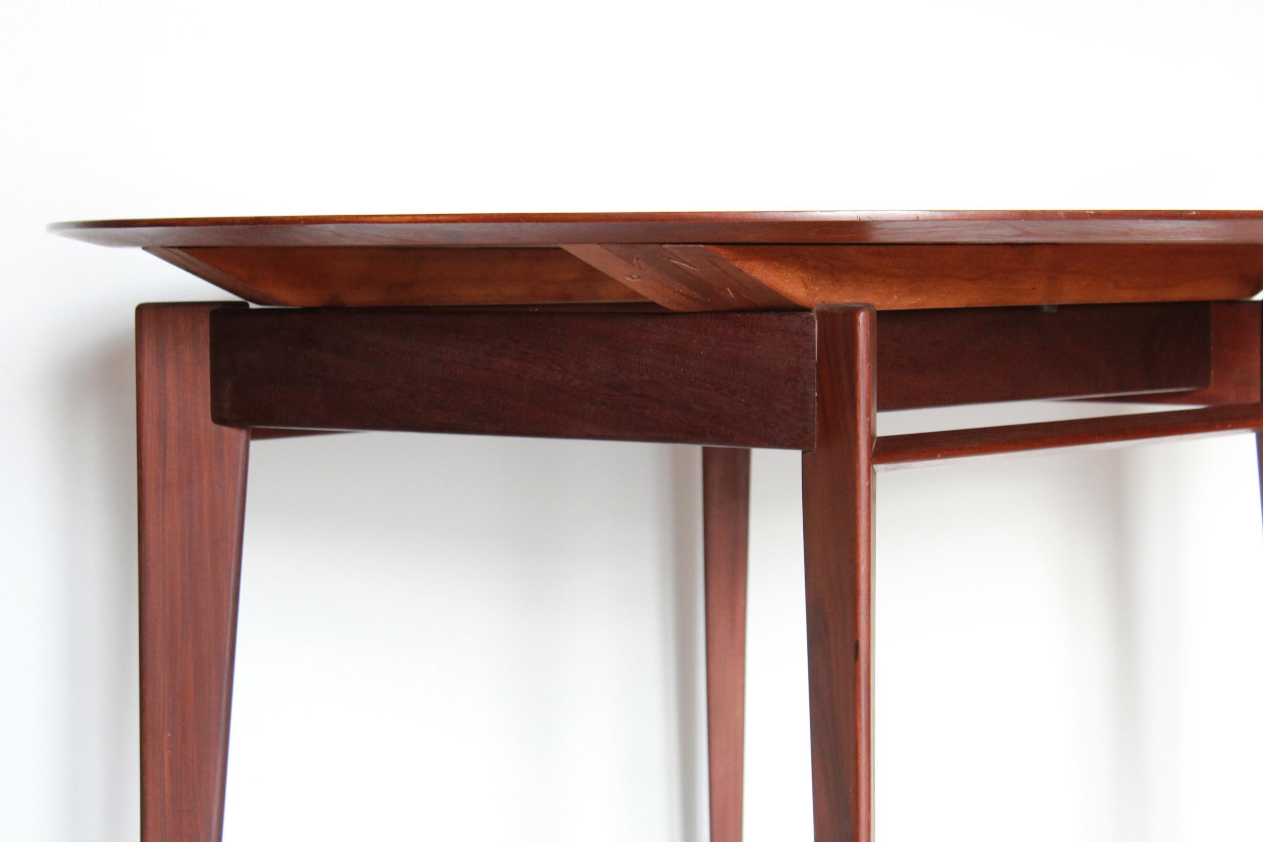 1950s Vintage extendible Dining Table in Solid Teak by Vittorio Dassi 2