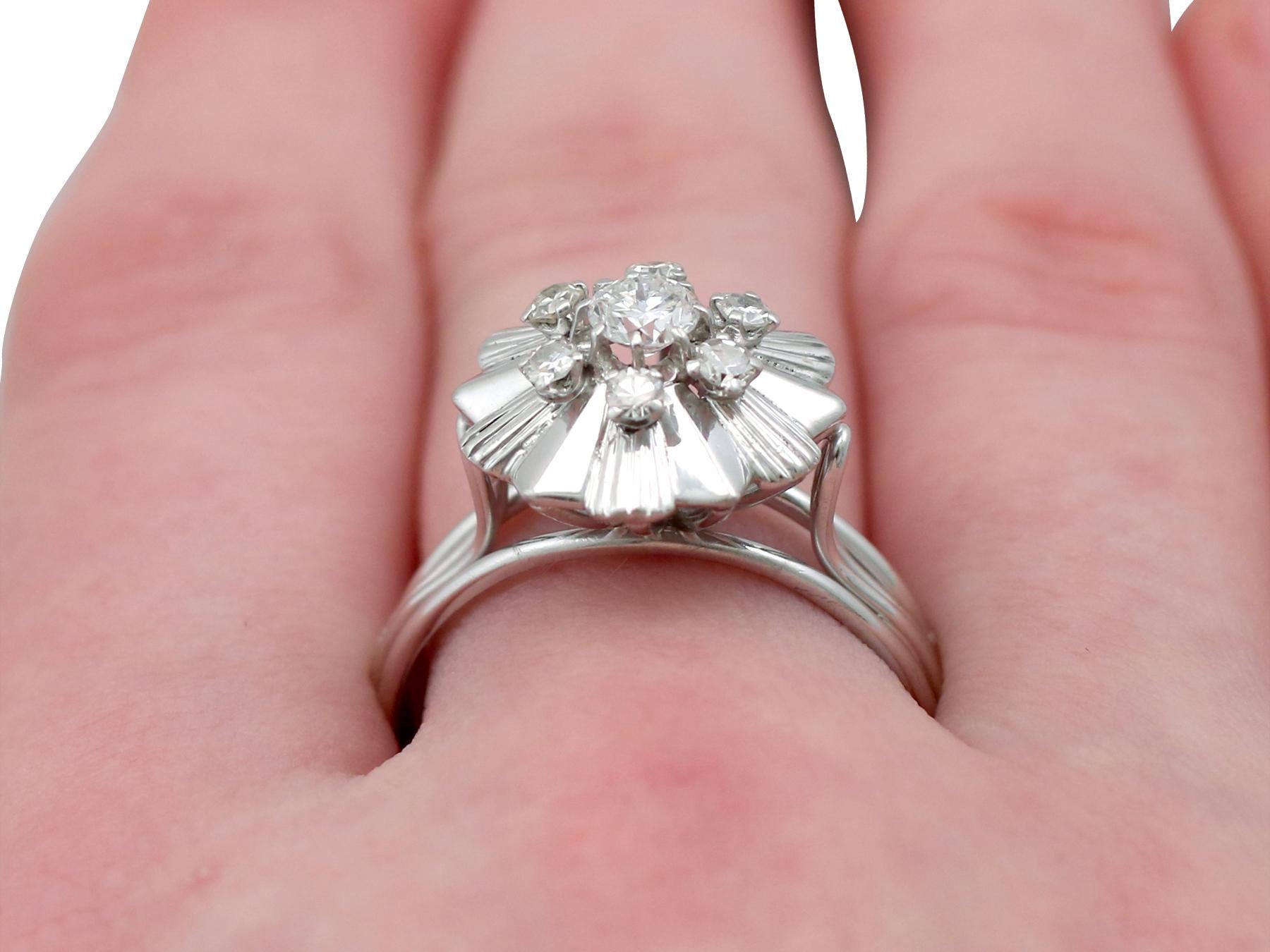 1950s, Vintage Diamond and White Gold Cocktail Ring For Sale 2