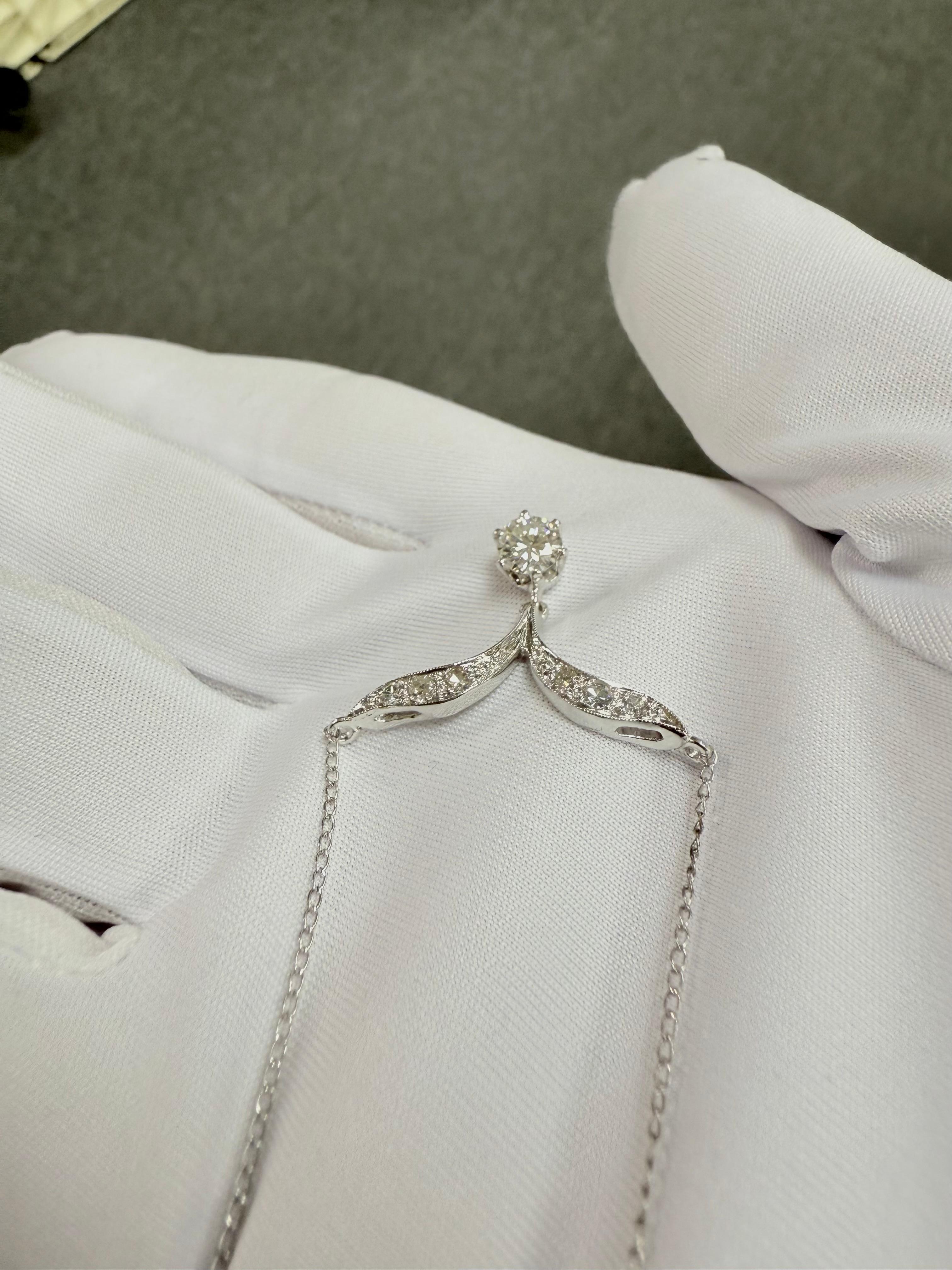 Collana vintage anni '50 con goccia di diamante in oro bianco 14 carati in vendita 3