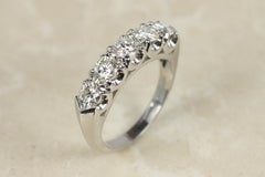 1950s Vintage Diamond Wedding Band in Platinum