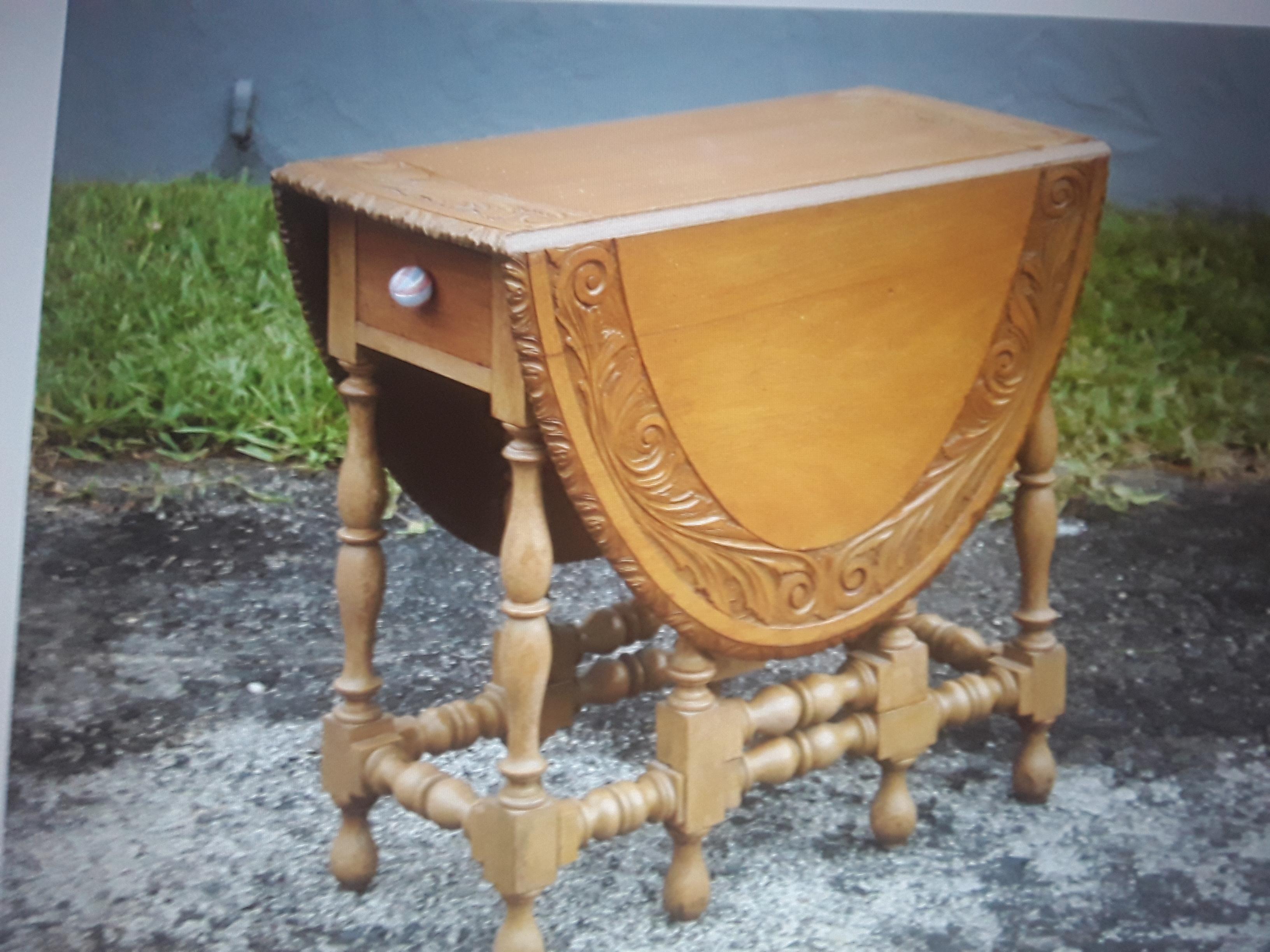 Mid-Century Modern 1950's Vintage Drop-Side Masterfully Carved Dining Table For Sale