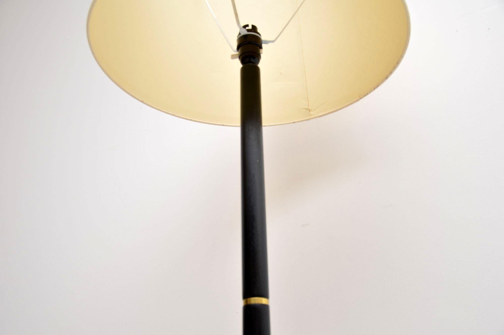 1950s Vintage Ebonized Wood and Brass Floor Lamp In Good Condition In London, GB