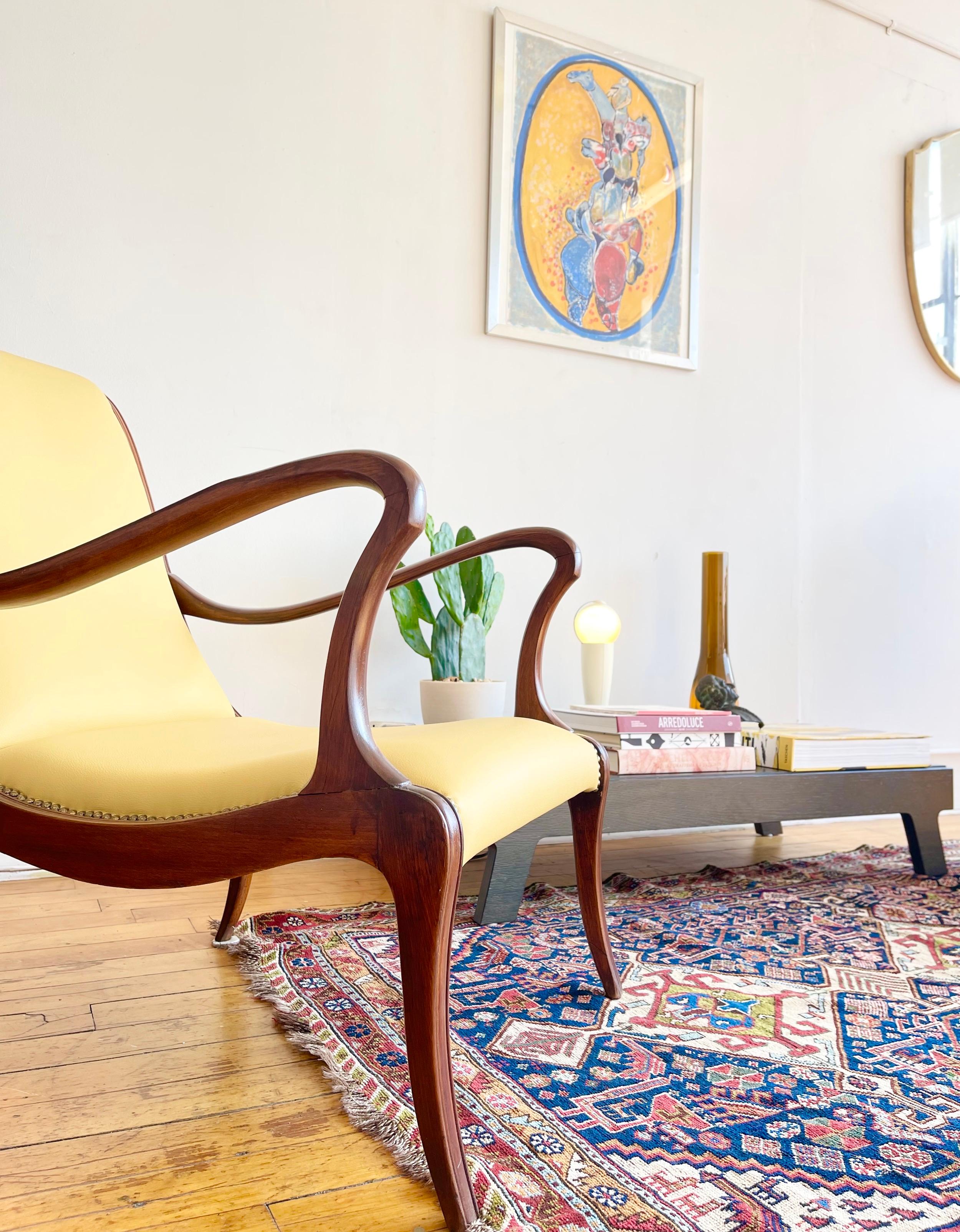 1950s Vintage Ezio Longhi Italian Lounge Chairs in Mahogany Wood and Leather In Good Condition For Sale In Jersey City, NJ