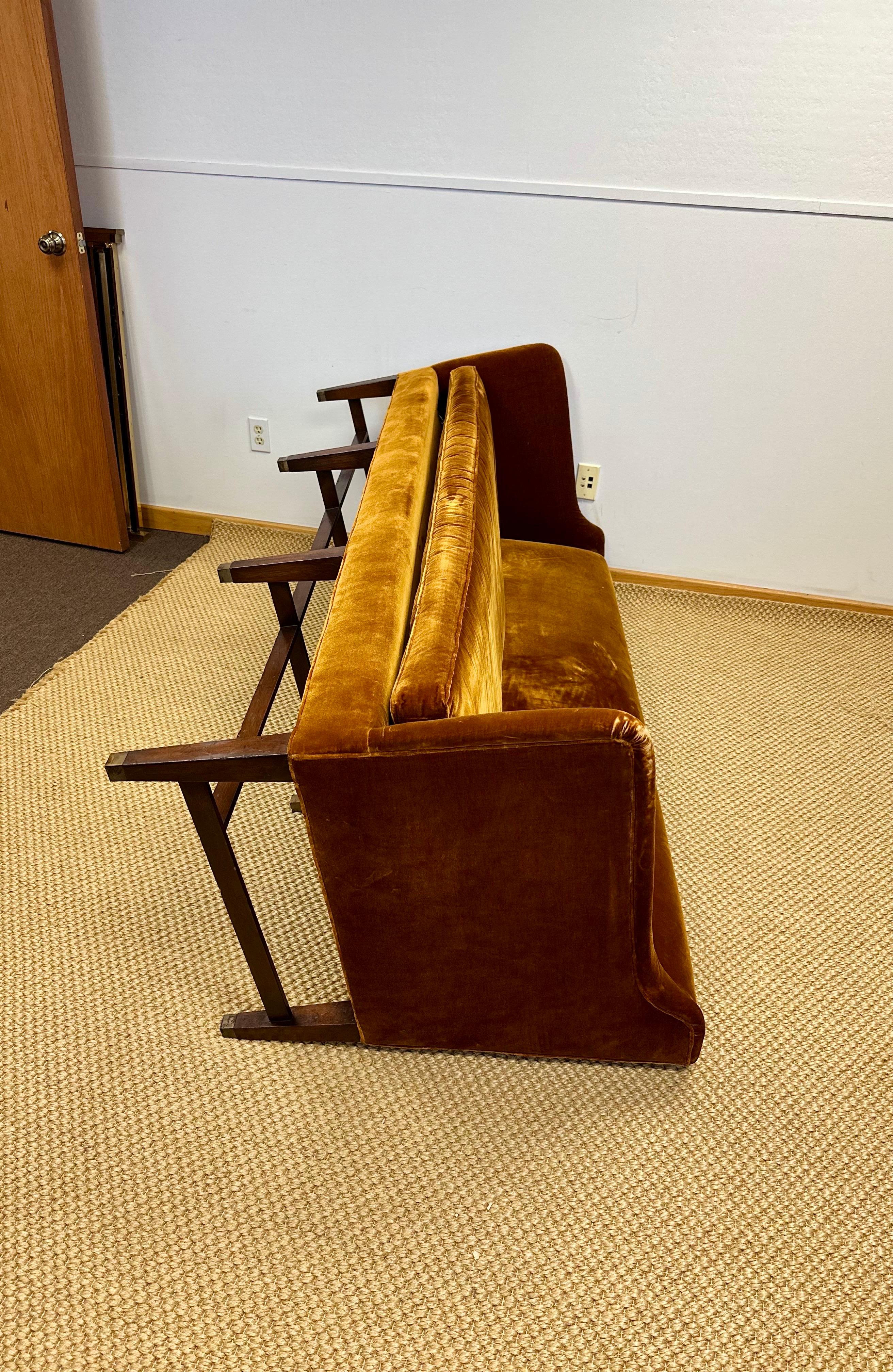 1950s Vintage Federal-Style Patinaed Velvet Upholstery Settee Sofa 8
