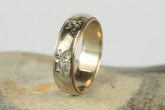 1950s Vintage Floral Two-Tone 6.7mm Wedding Band in 14K White & Yellow Gold