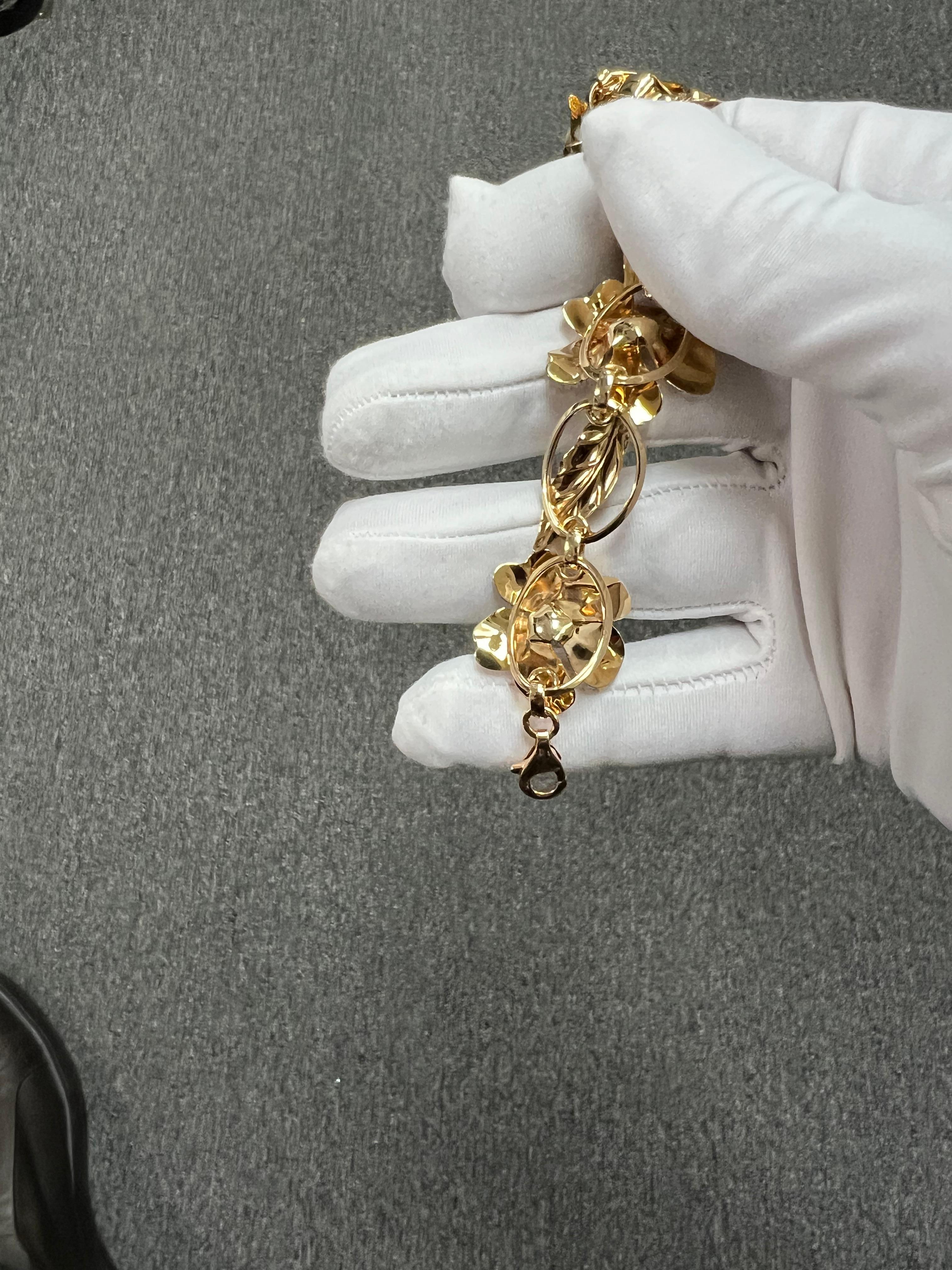 1950er Jahre Vintage Blume und Blatt Gelbgold-Armband im Angebot 3