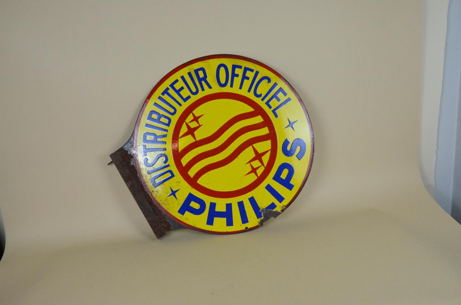 1950s Vintage French Round Double Sided Advertising Philips Enamel Metal Sign In Good Condition For Sale In Milan, IT