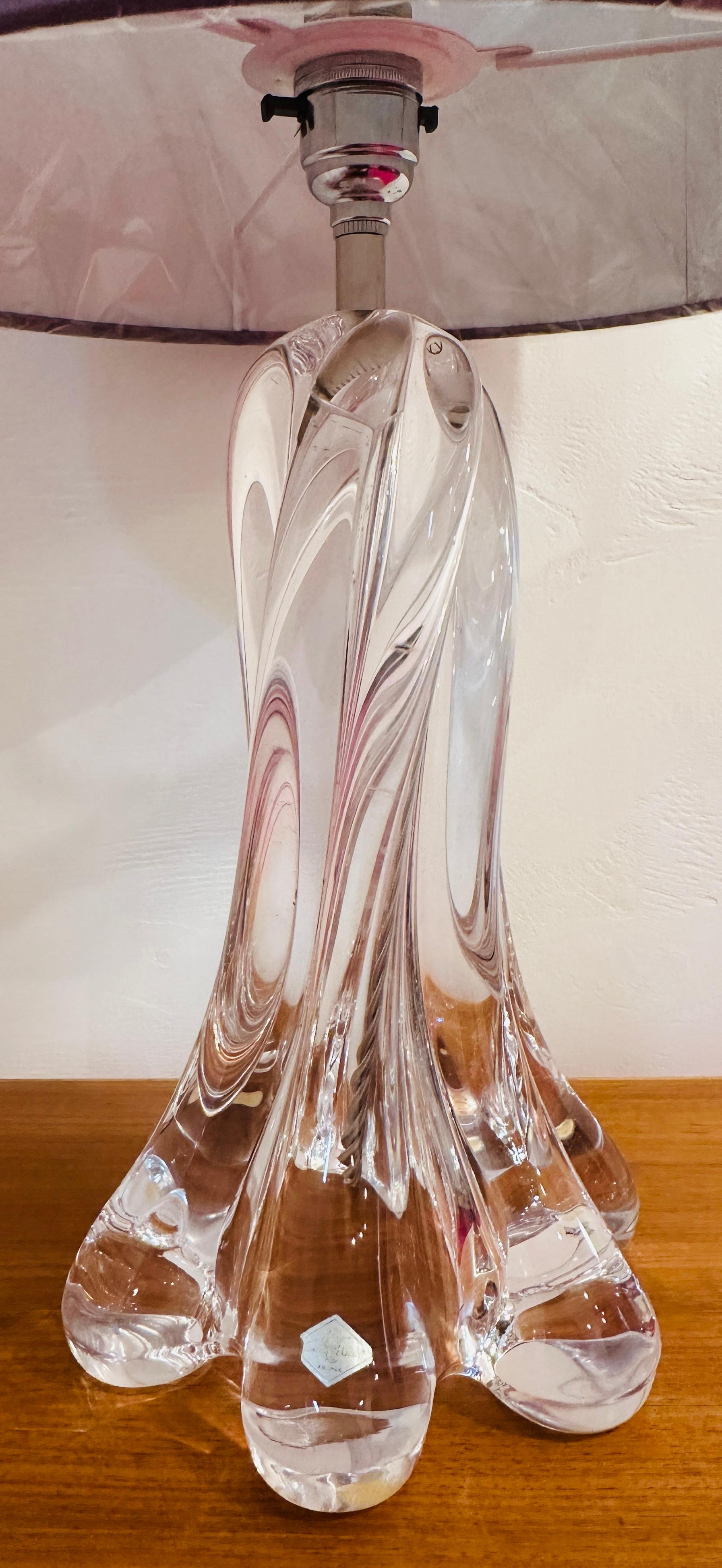 1950s Vintage French Vannes le Châtel Clear Crystal Glass Raindrop Table Lamp 7