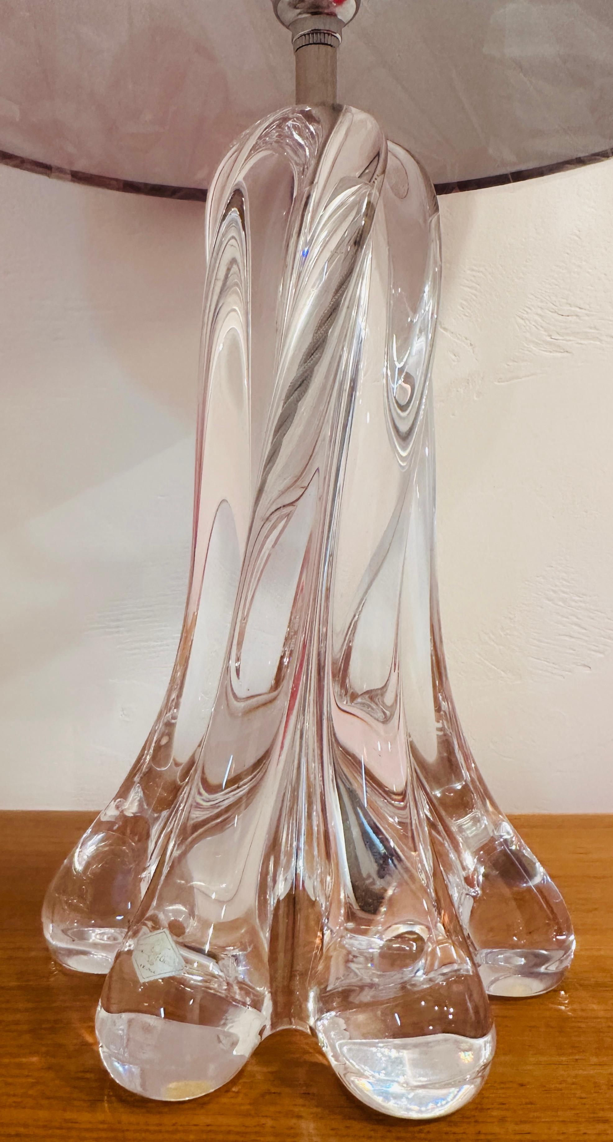 1950s Vintage French Vannes le Châtel Clear Crystal Glass Raindrop Table Lamp 8