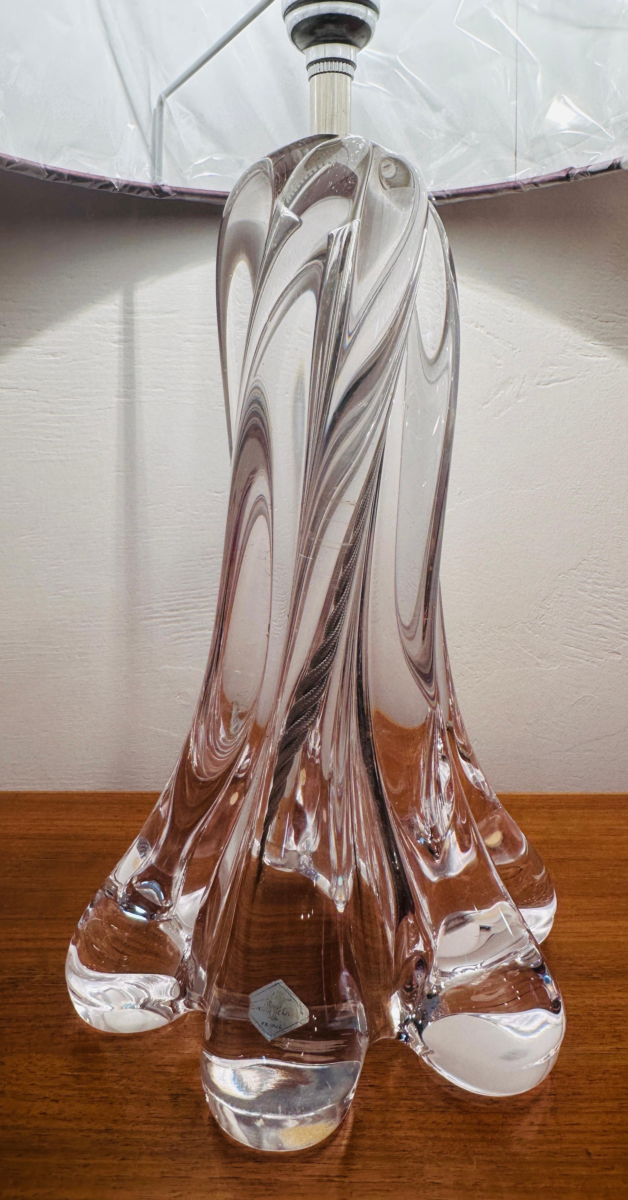 20th Century 1950s Vintage French Vannes le Châtel Clear Crystal Glass Raindrop Table Lamp