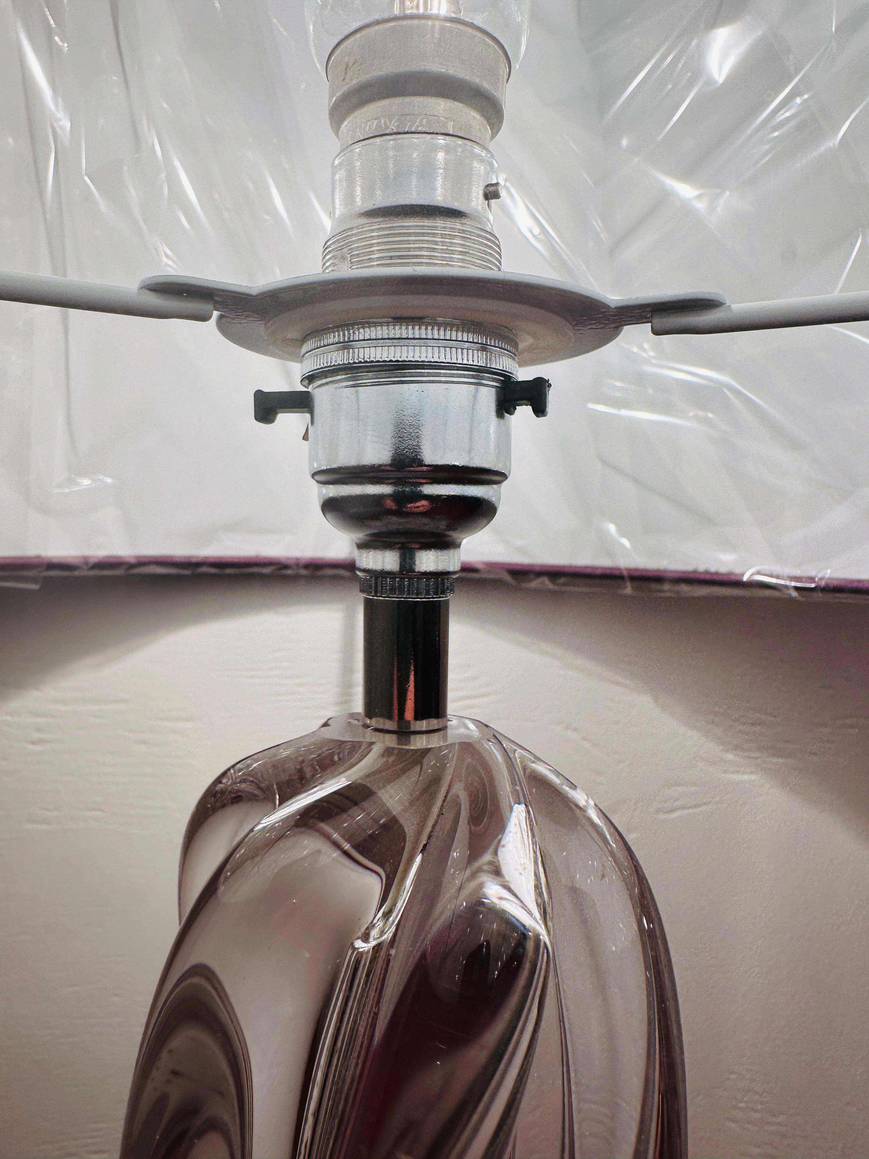 1950s Vintage French Vannes le Châtel Clear Crystal Glass Raindrop Table Lamp 1