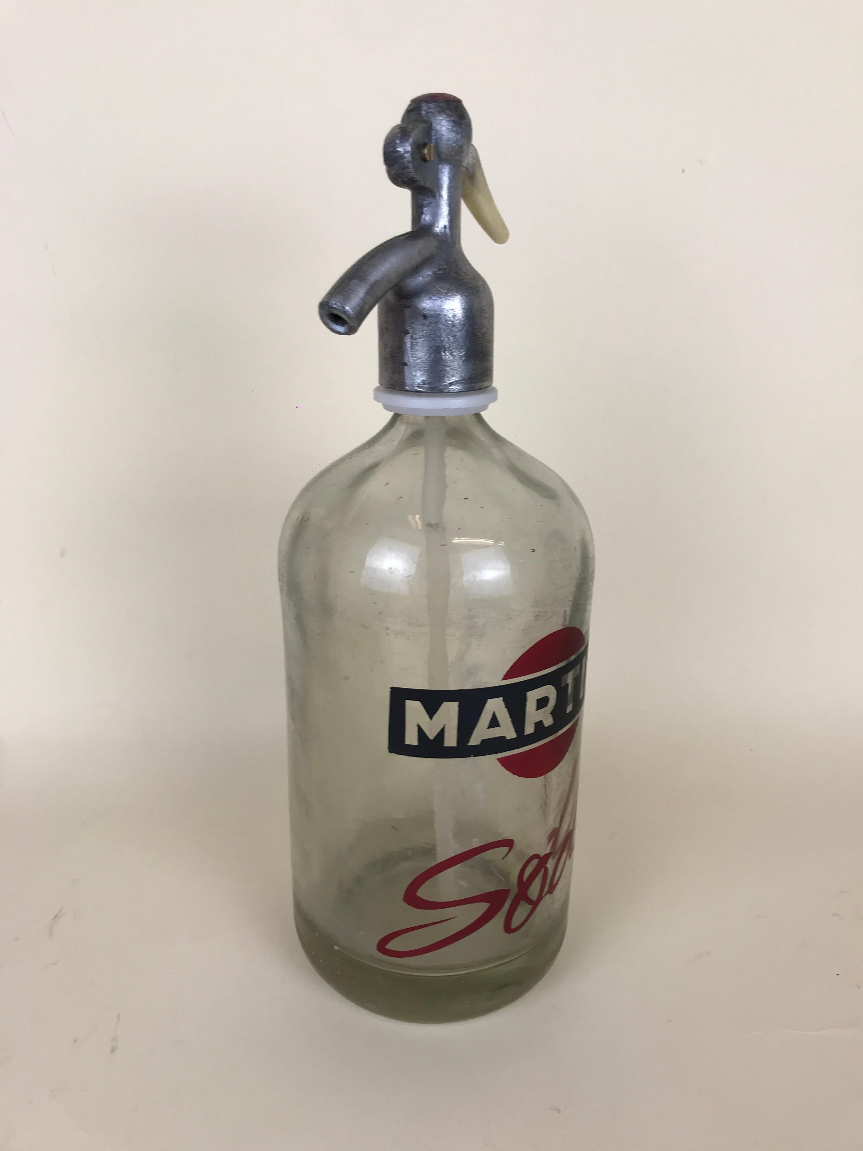 1950s Vintage Glass Italian Soda Syphon Seltzer Logo Martini Soda Bar Bottle In Good Condition In Milan, IT