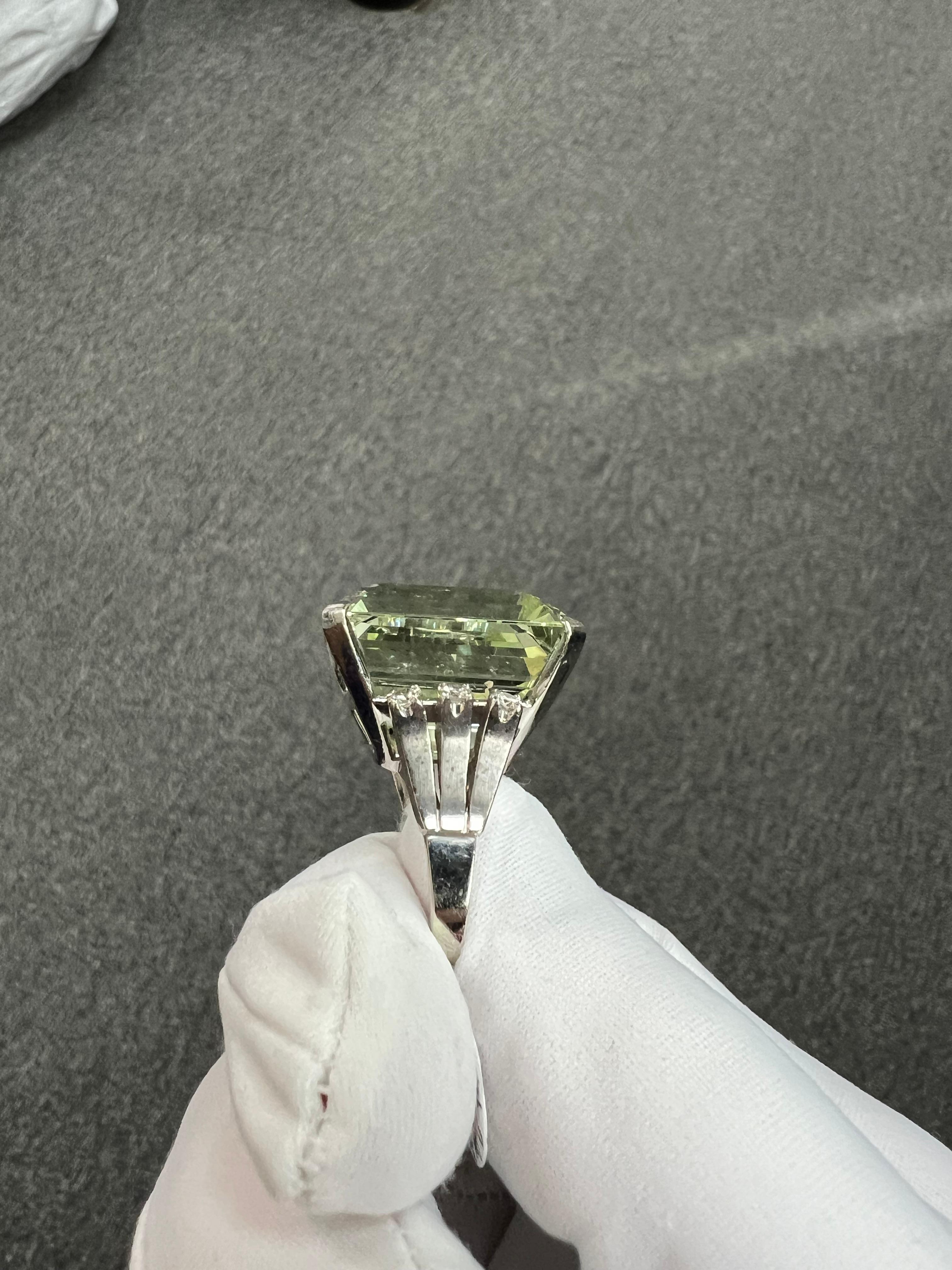 1950s Vintage Béryl Vert Diamant Or Blanc Bague de Cocktail 6