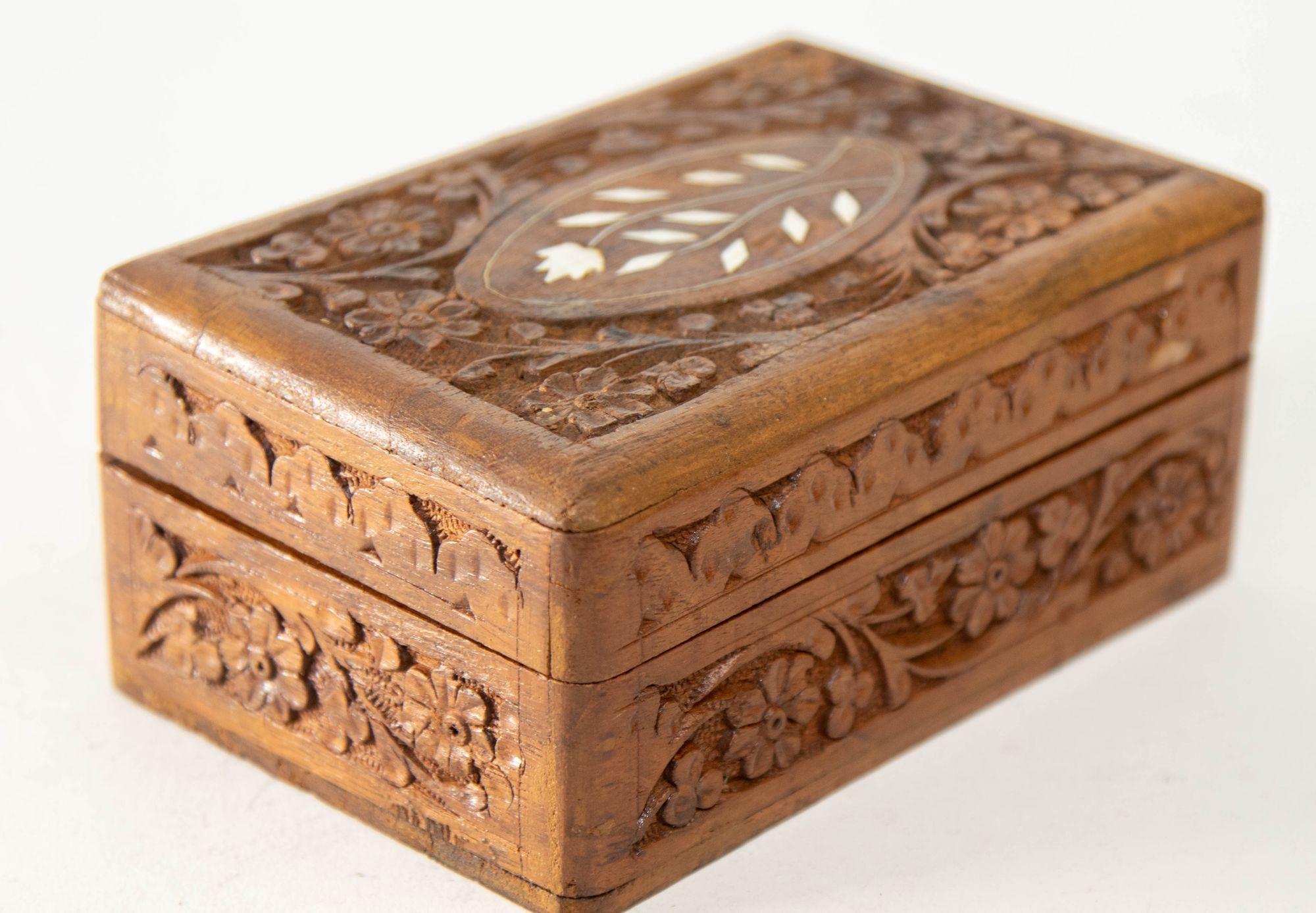 Indian 1950s Vintage Hand Carved Wooden Kashmiri Jewelry Box India