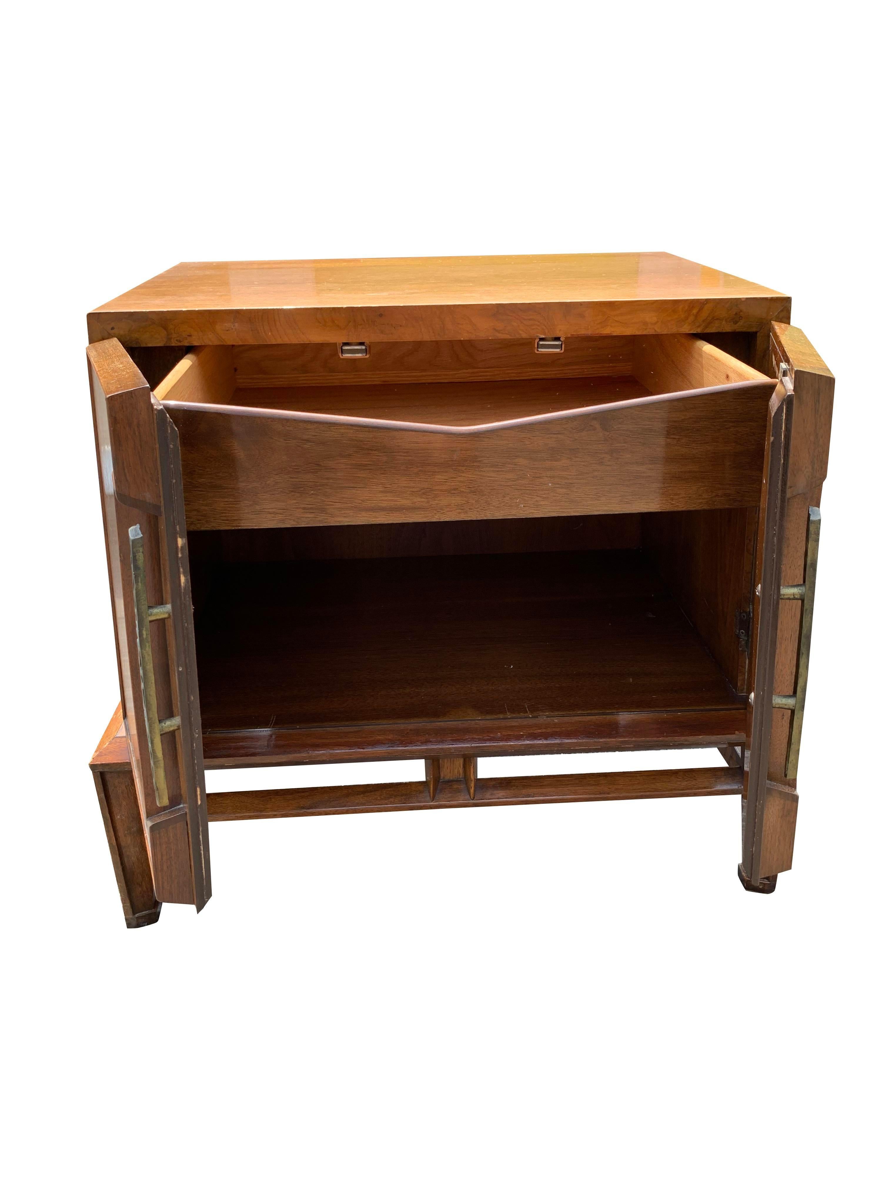 1950er Jahre Vintage Helen Hobey Baker Mid Century Modern Einzigartiger Nachttisch (Moderne der Mitte des Jahrhunderts)