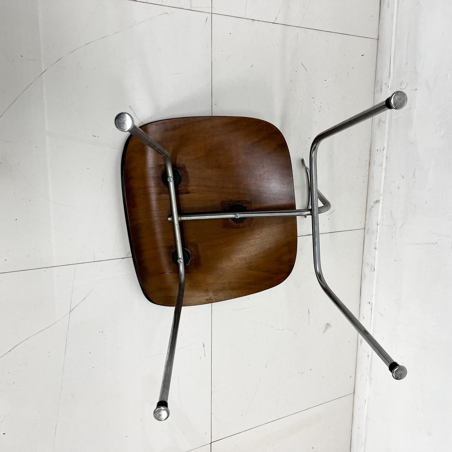 1950s Vintage Herman Miller Eames Molded Plywood Modern Chair 2