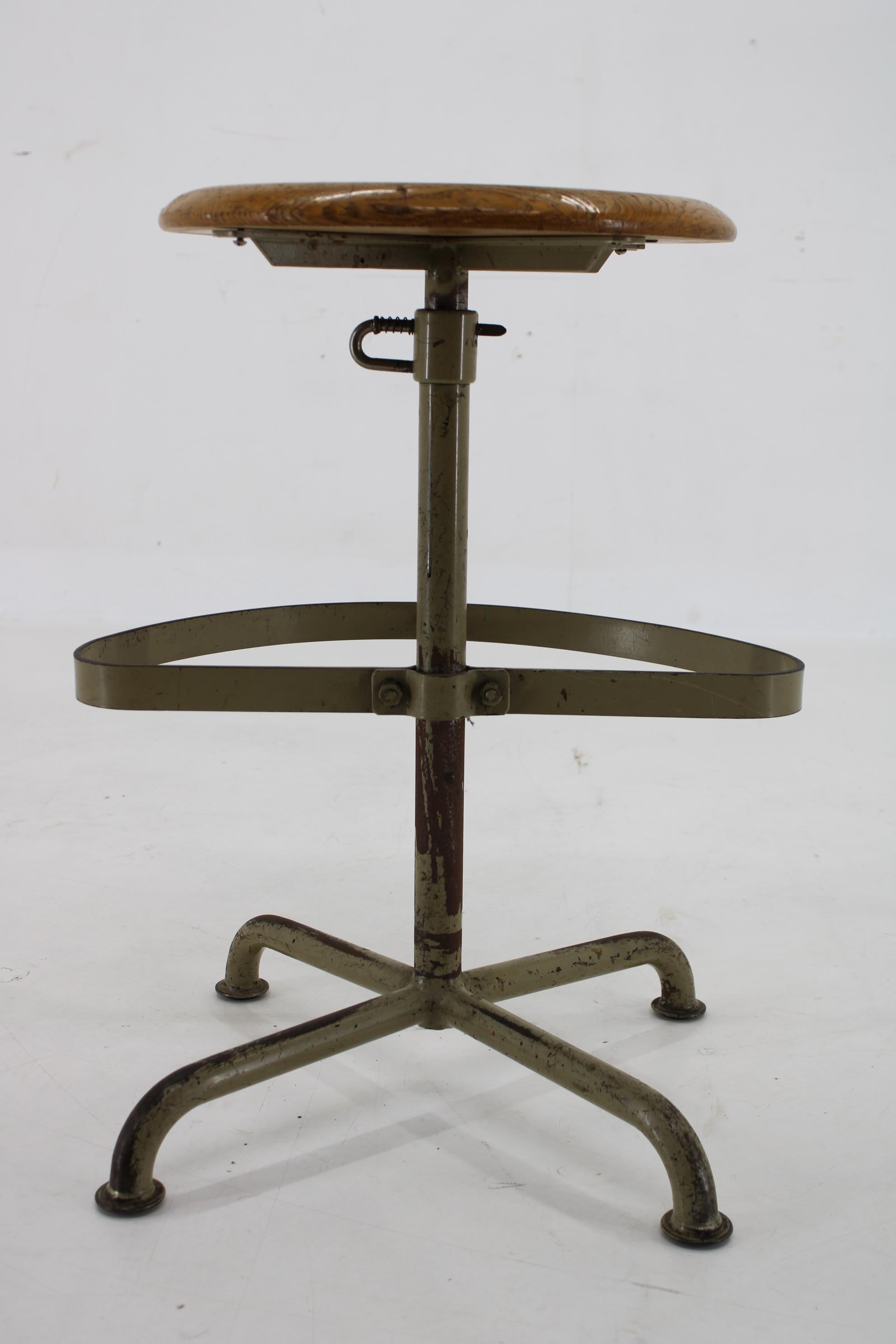 Chaise industrielle vintage des années 1950, Italie  Bon état - En vente à Praha, CZ