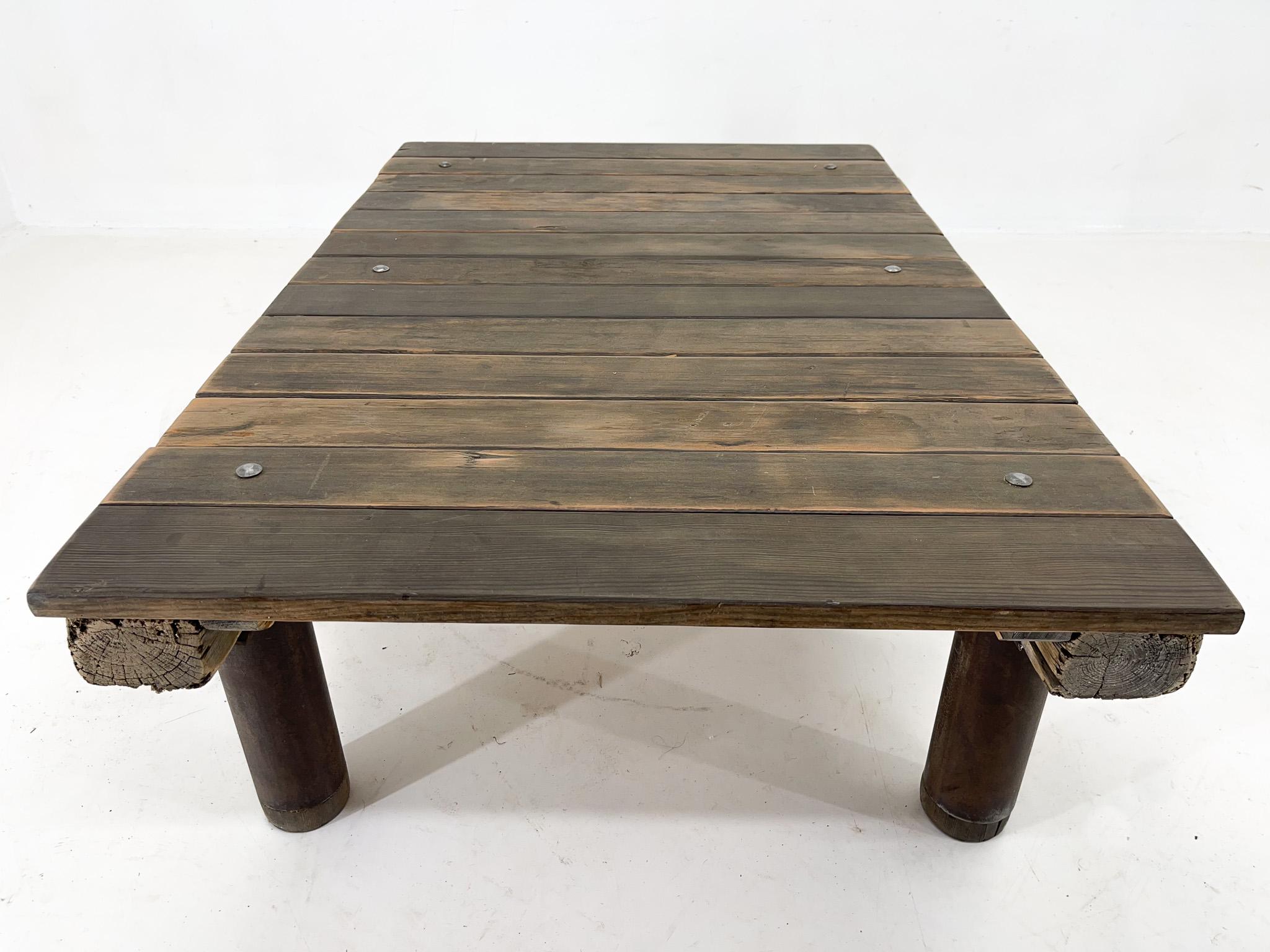 1950s Vintage Industrial Wood & Iron Coffee Table For Sale 6