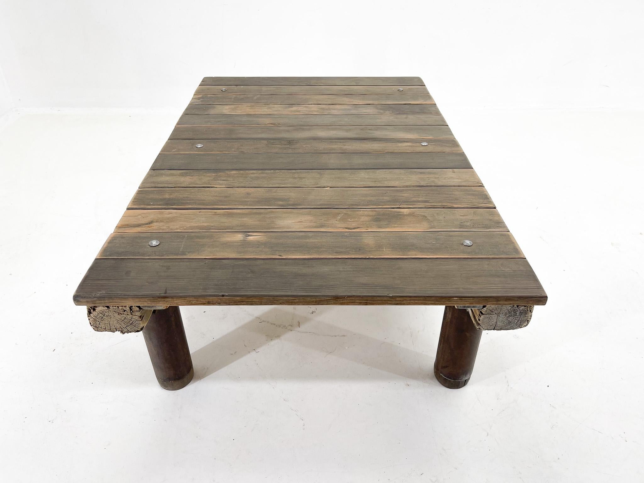 1950s Vintage Industrial Wood & Iron Coffee Table In Good Condition For Sale In Praha, CZ
