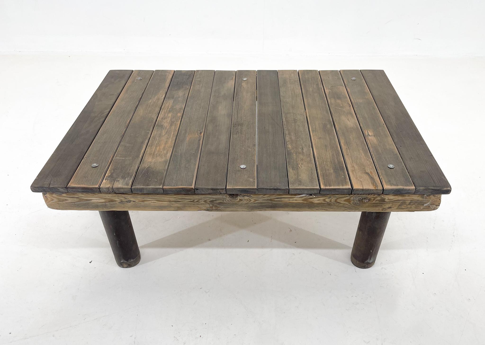 20th Century 1950s Vintage Industrial Wood & Iron Coffee Table For Sale
