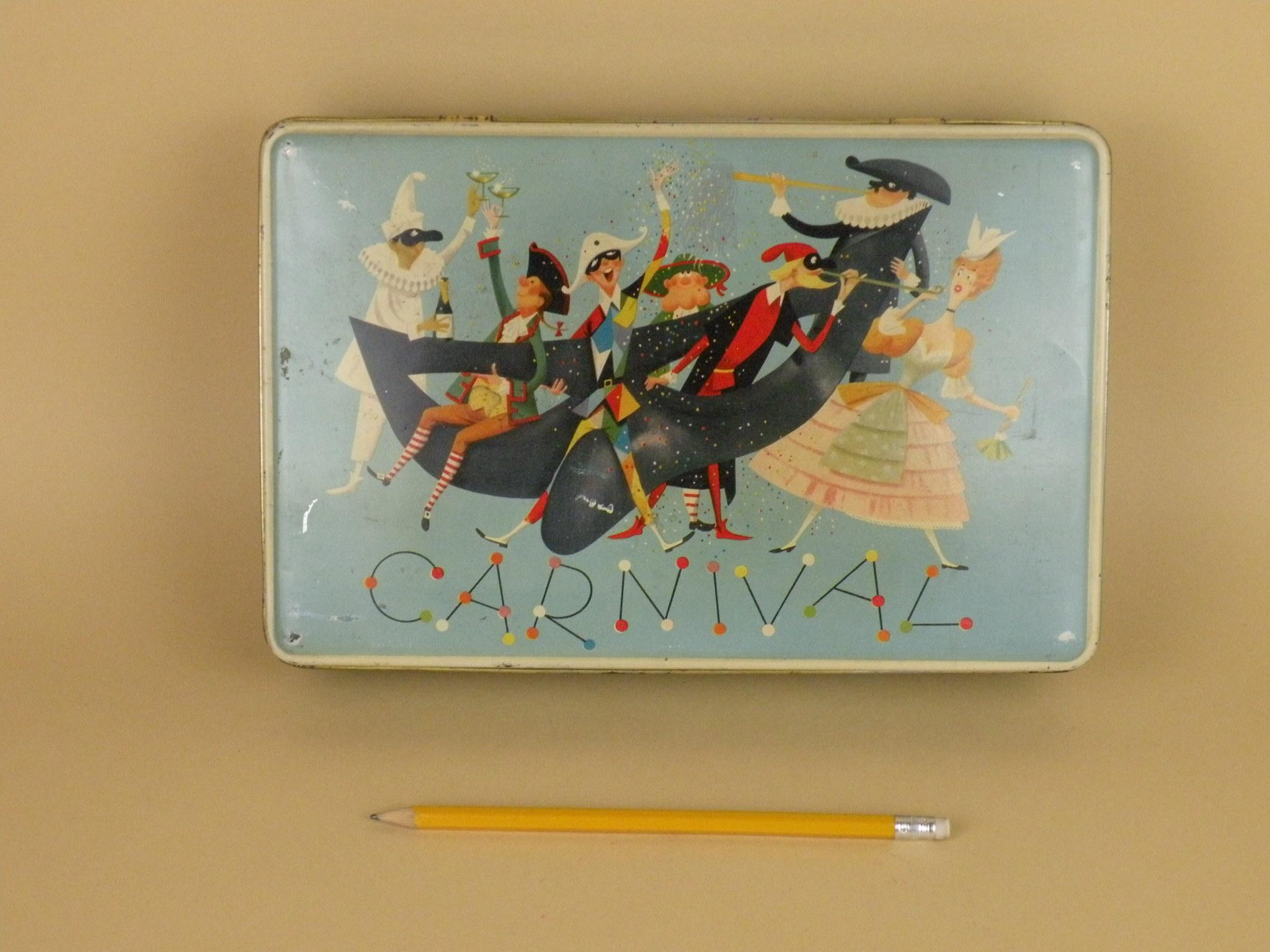 1950s Vintage Italian Carnival Edition Screen Printed Pavesi Biscuits Tin Box For Sale 4
