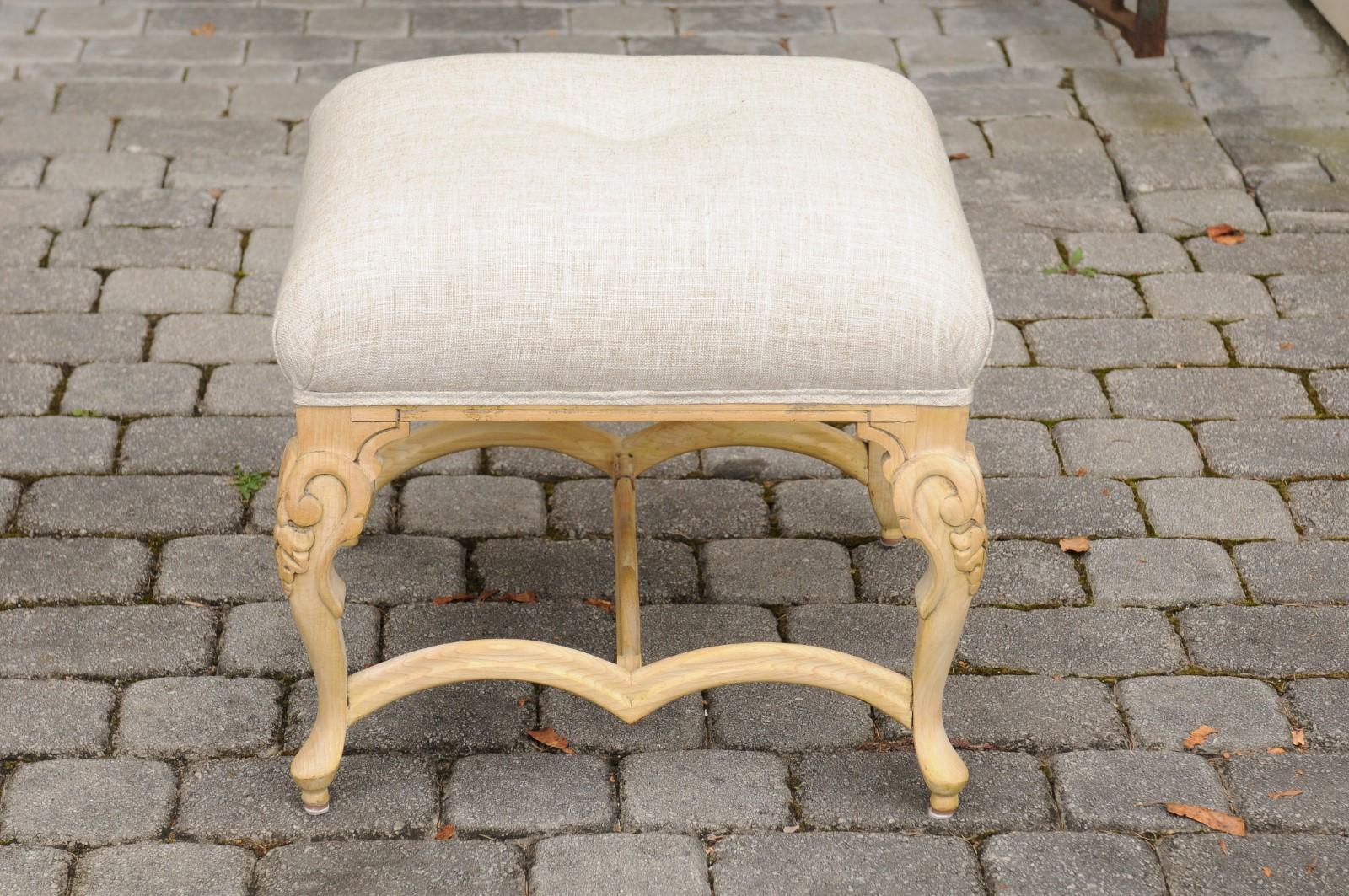 1950s Vintage Italian Rococo Style Ottoman with Cabriole Legs and New Upholstery 3