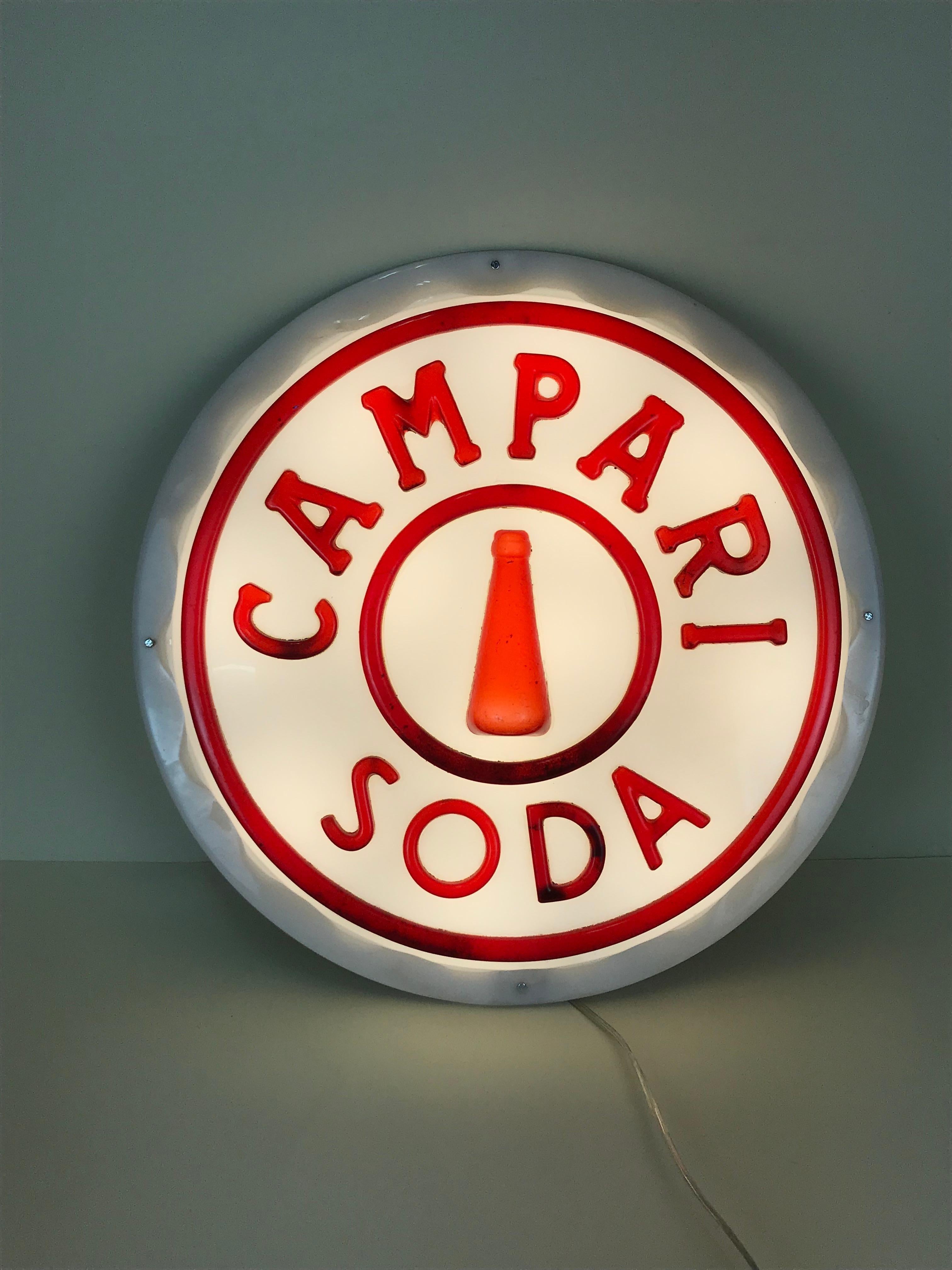 1950s Vintage Italian White and Red Campari Soda Illuminated Plug Shaped Sign In Good Condition In Milan, IT