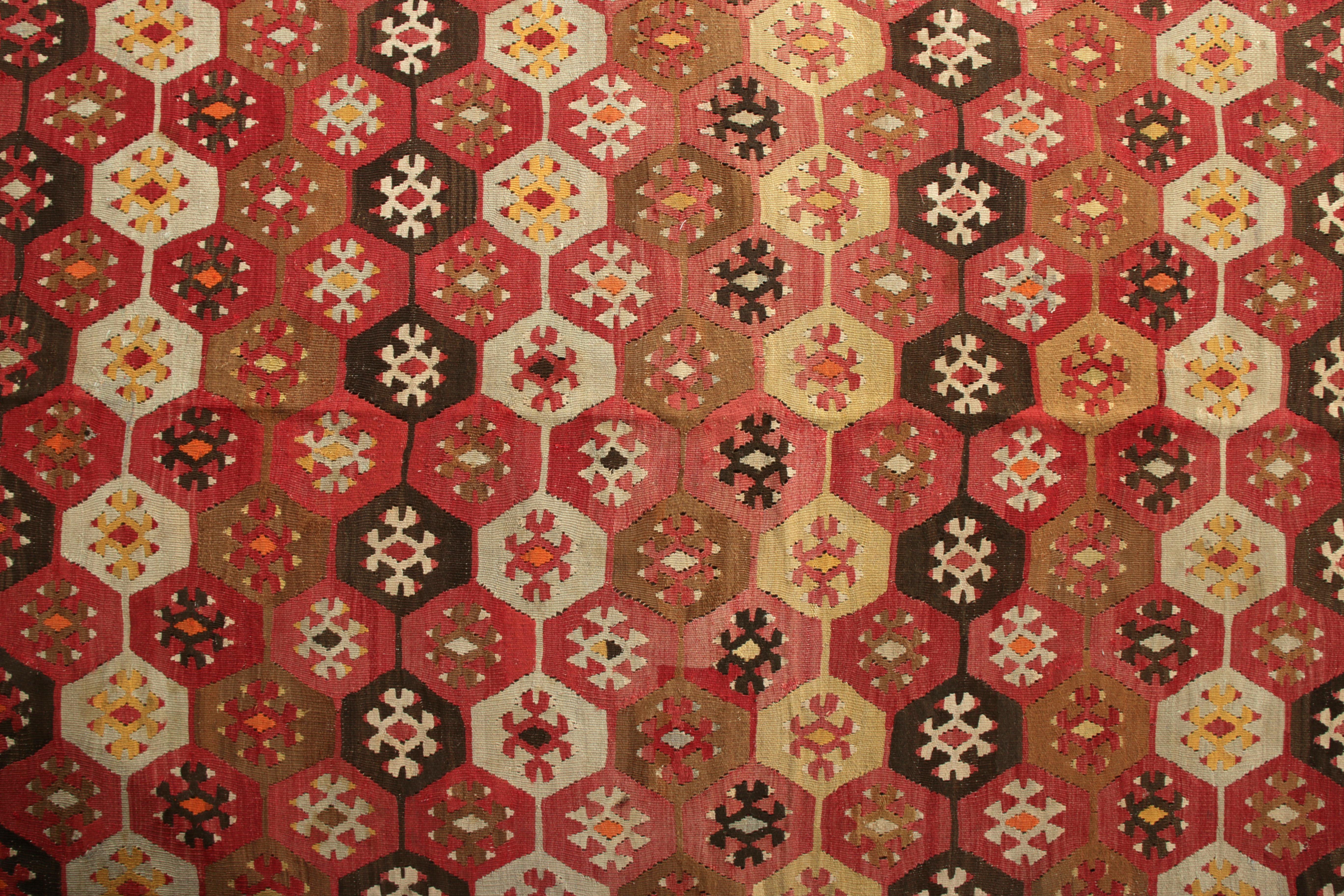 Hand-Woven 1950s Vintage Kilim Rug Geometric Red and Brown Midcentury Sarkisla Pattern For Sale
