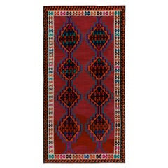 1950er Jahre Vintage-Kelim-Teppich in Rot mit bunten geometrischen Mustern von Teppich & Kelim
