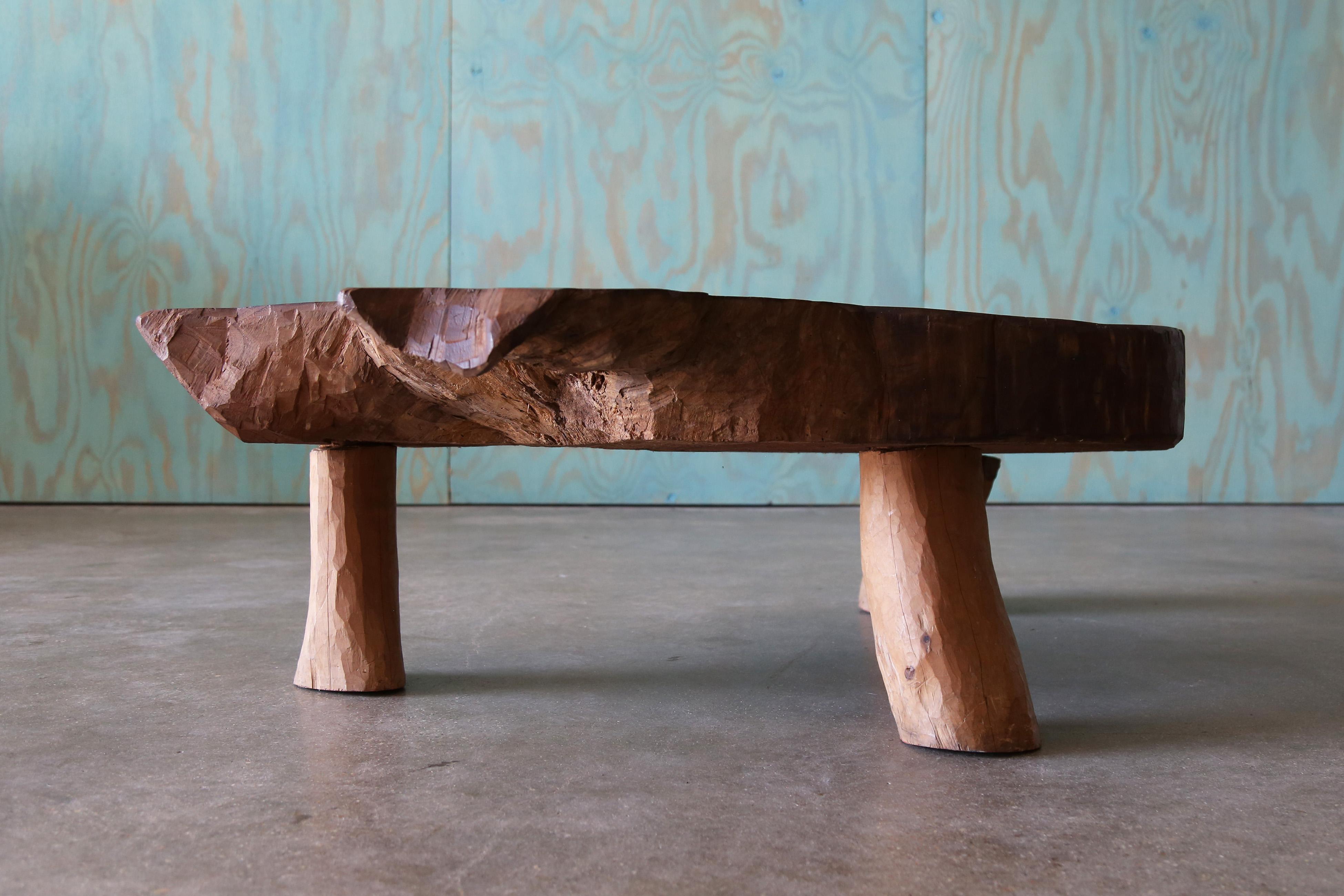 1950s Vintage Live Edge Slab Walnut designer mid century Coffee Table For Sale 3