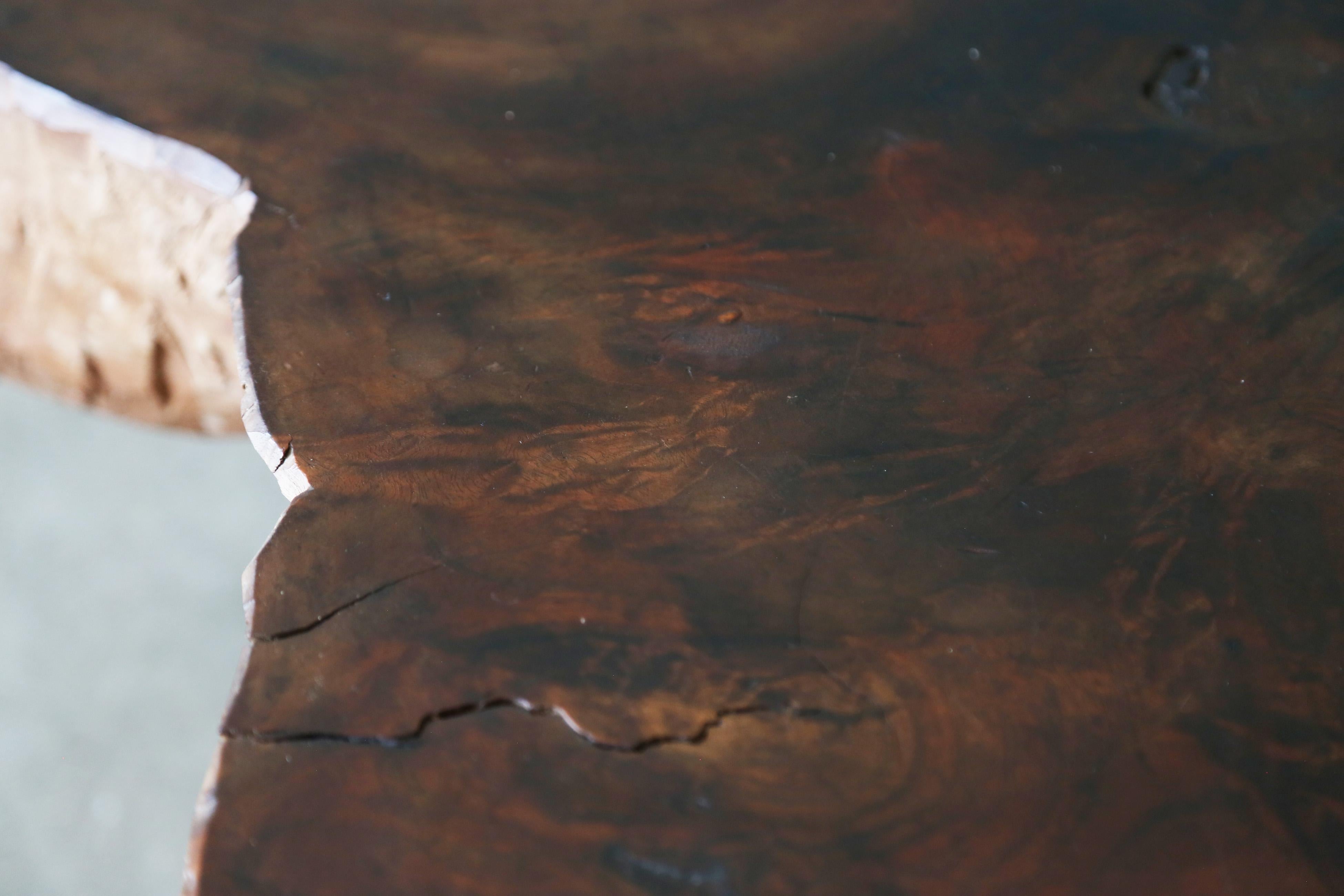 1950s Vintage Live Edge Slab Walnut designer mid century Coffee Table For Sale 8