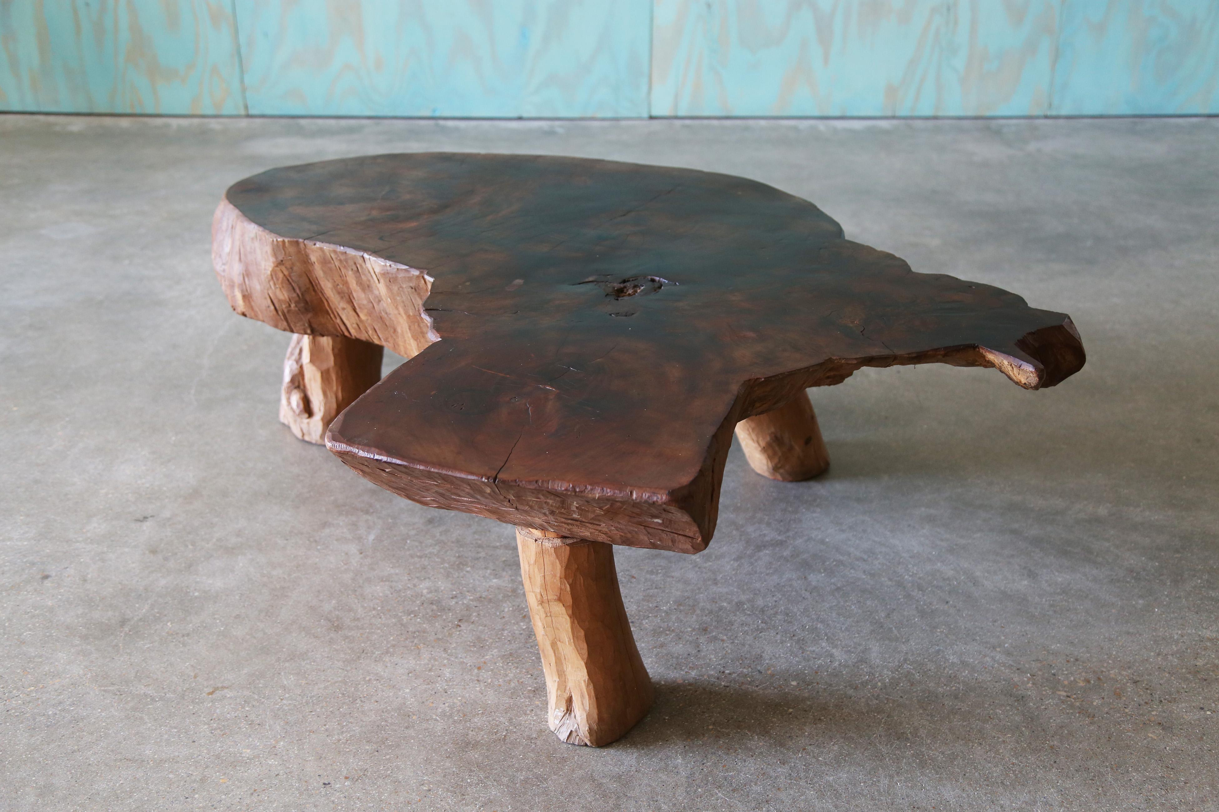 1950s Vintage Live Edge Slab Walnut designer mid century Coffee Table In Fair Condition For Sale In Virginia Beach, VA